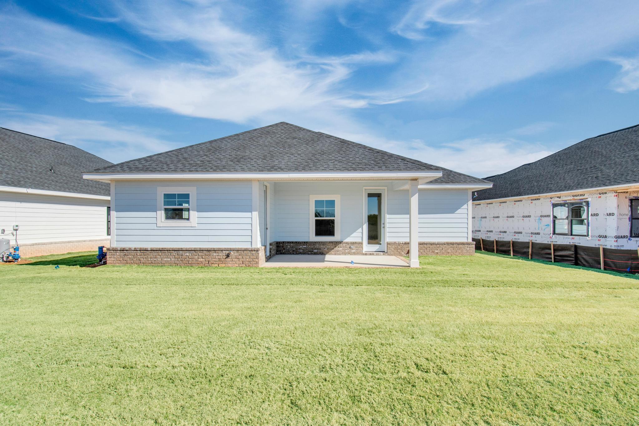 THE BLUFFS AT LAFAYETTE - Residential