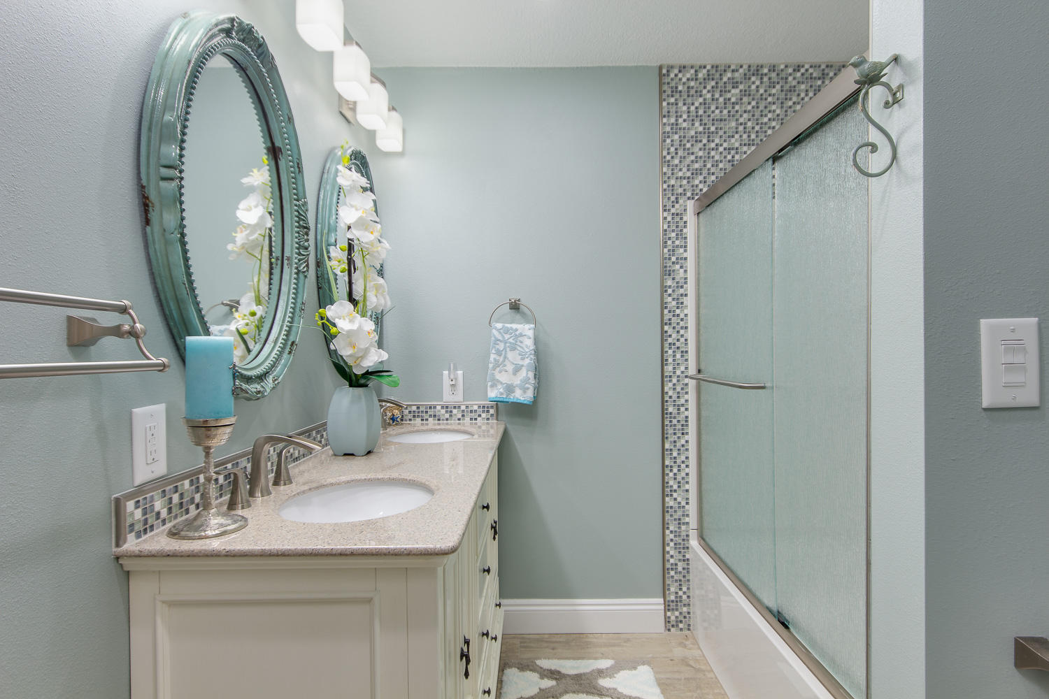 SANDSPUR CONDO - Residential