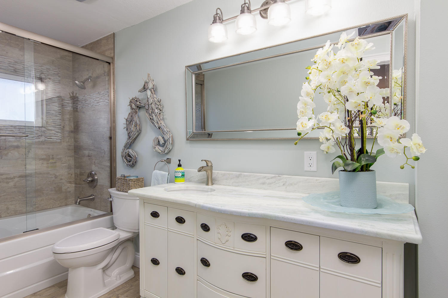 SANDSPUR CONDO - Residential