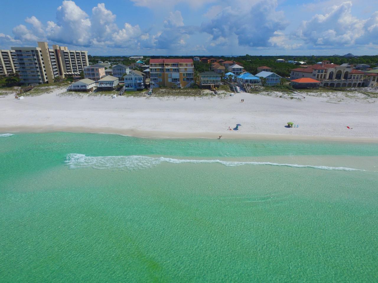 SANDSPUR CONDO - Residential