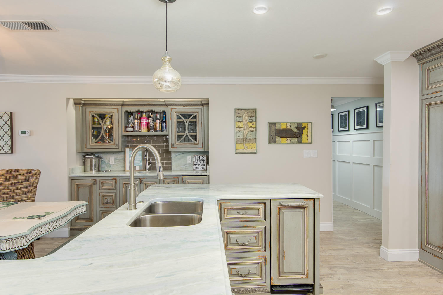 SANDSPUR CONDO - Residential