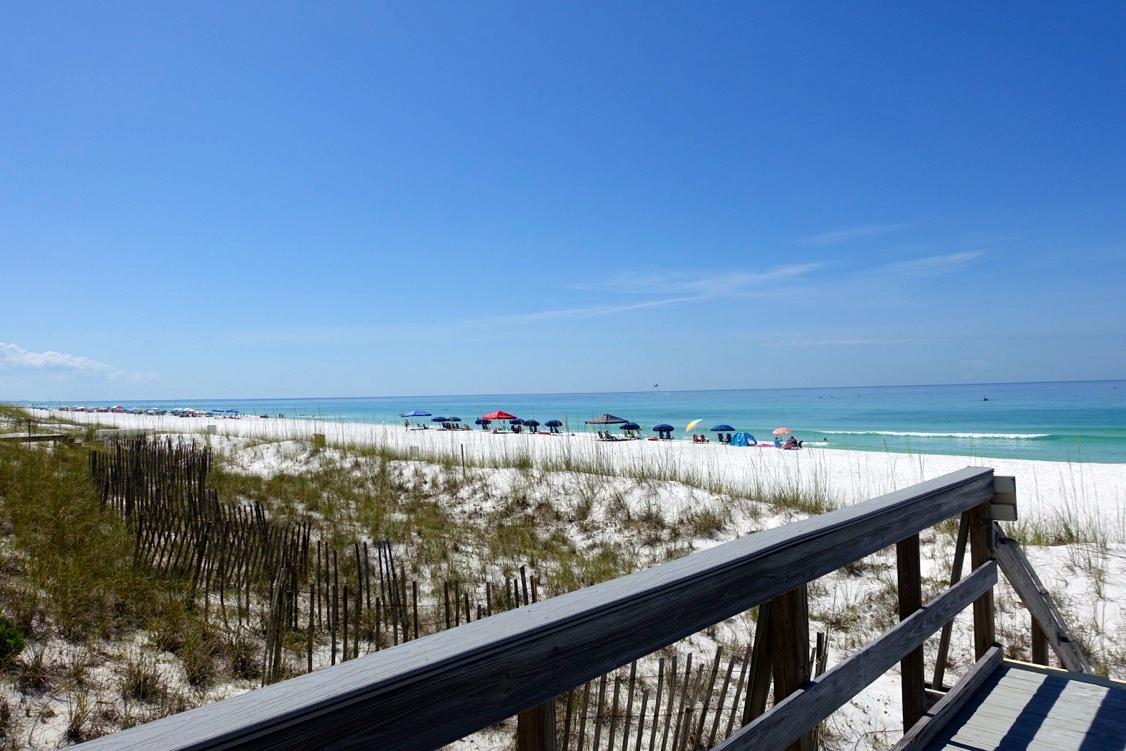 SANDSPUR CONDO - Residential