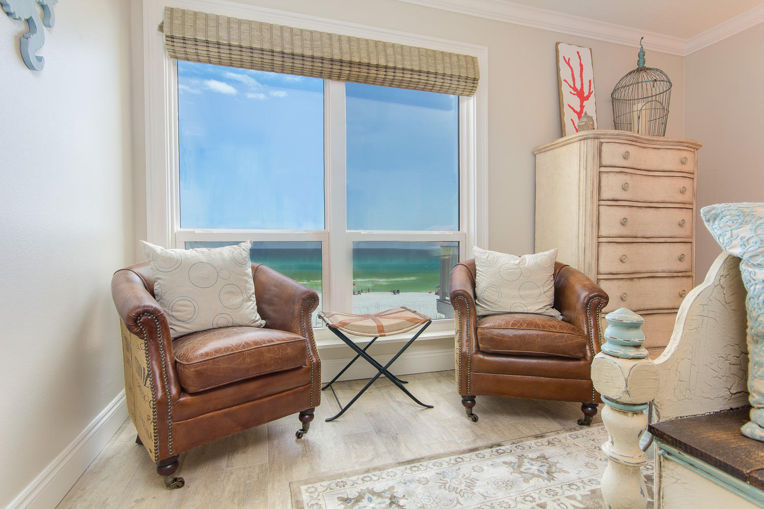 SANDSPUR CONDO - Residential