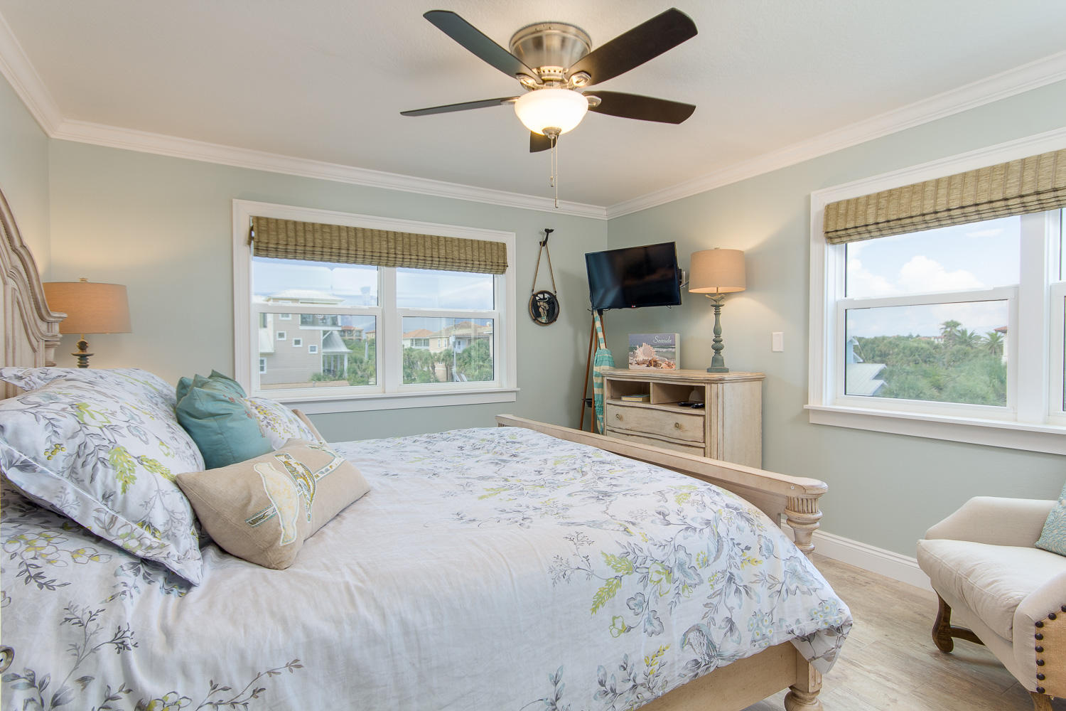 SANDSPUR CONDO - Residential