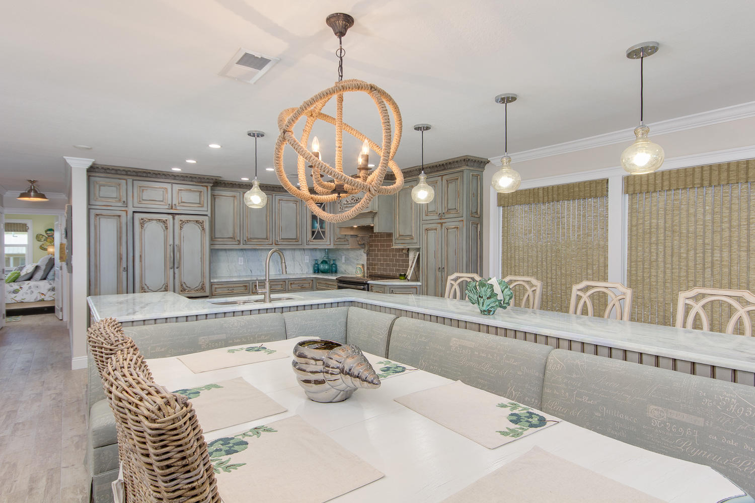 SANDSPUR CONDO - Residential