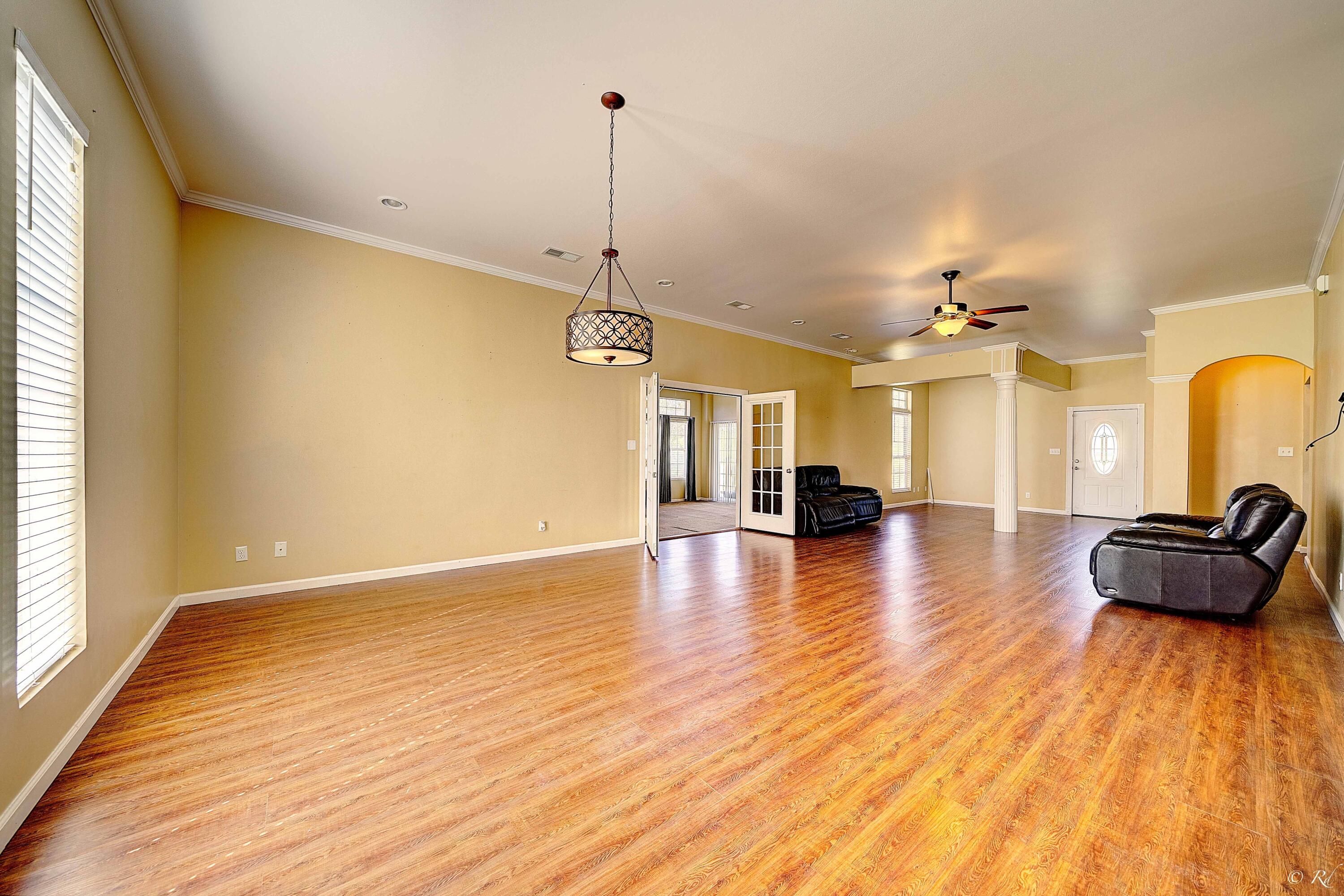 GREEN HILLS WEST - Residential