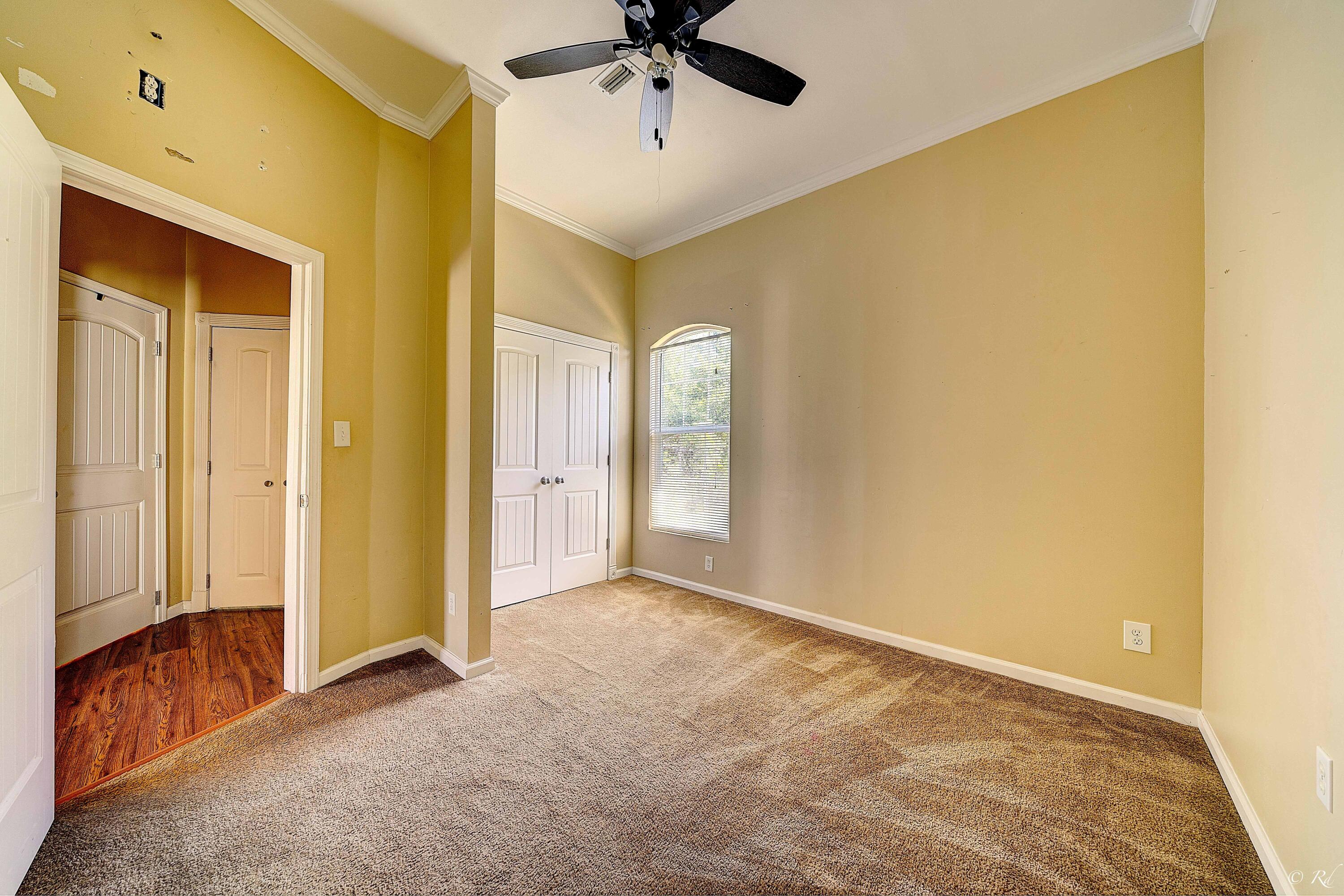 GREEN HILLS WEST - Residential