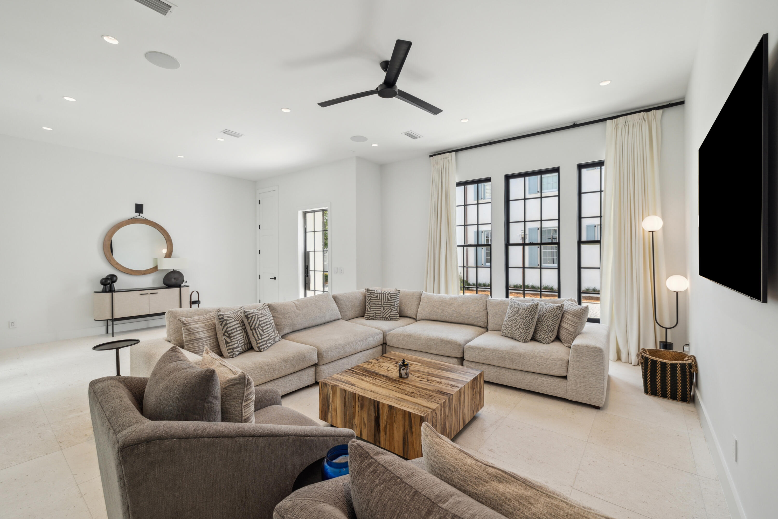 ALYS BEACH - Residential