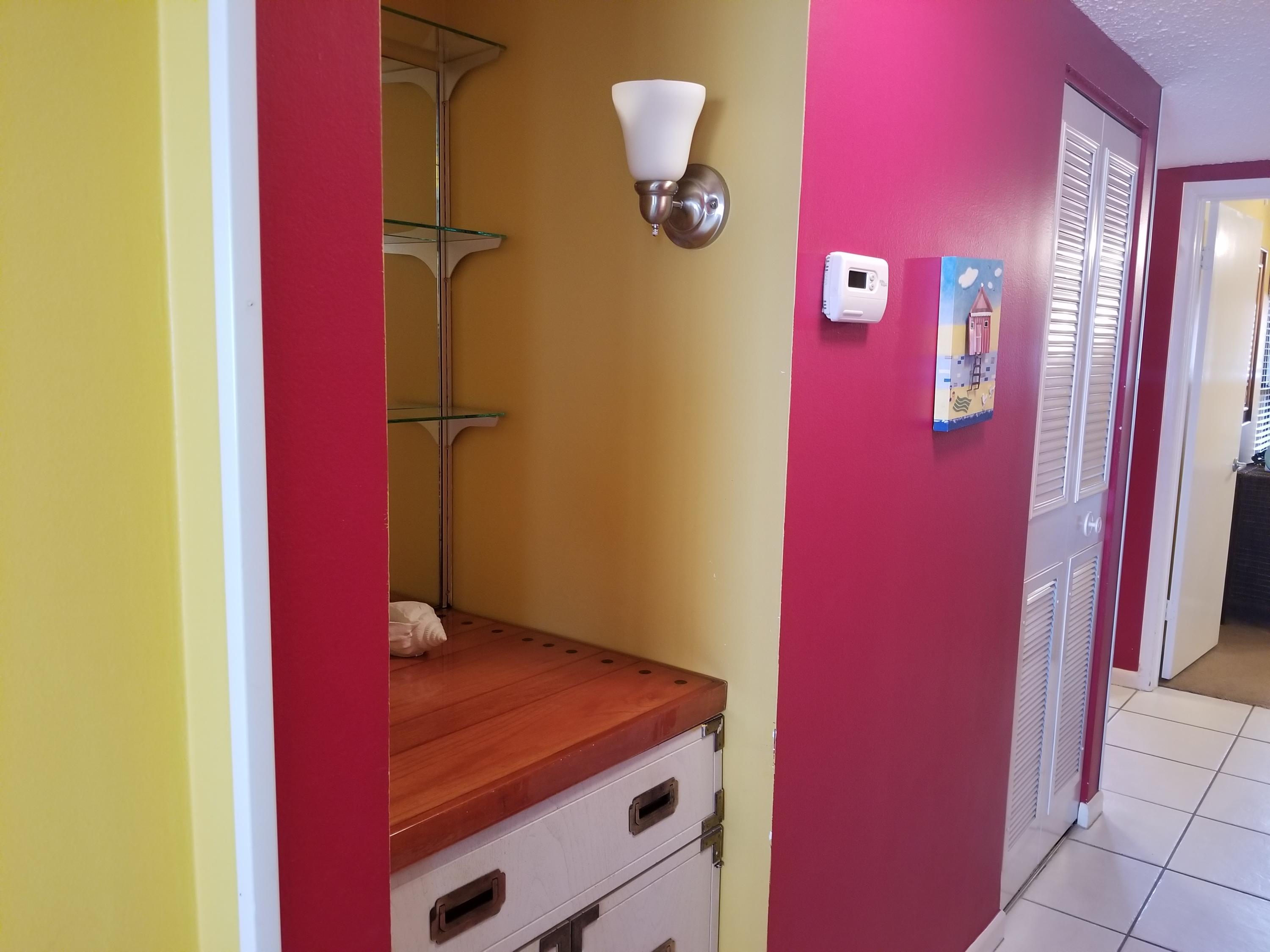 Jetty East Condominium - Residential