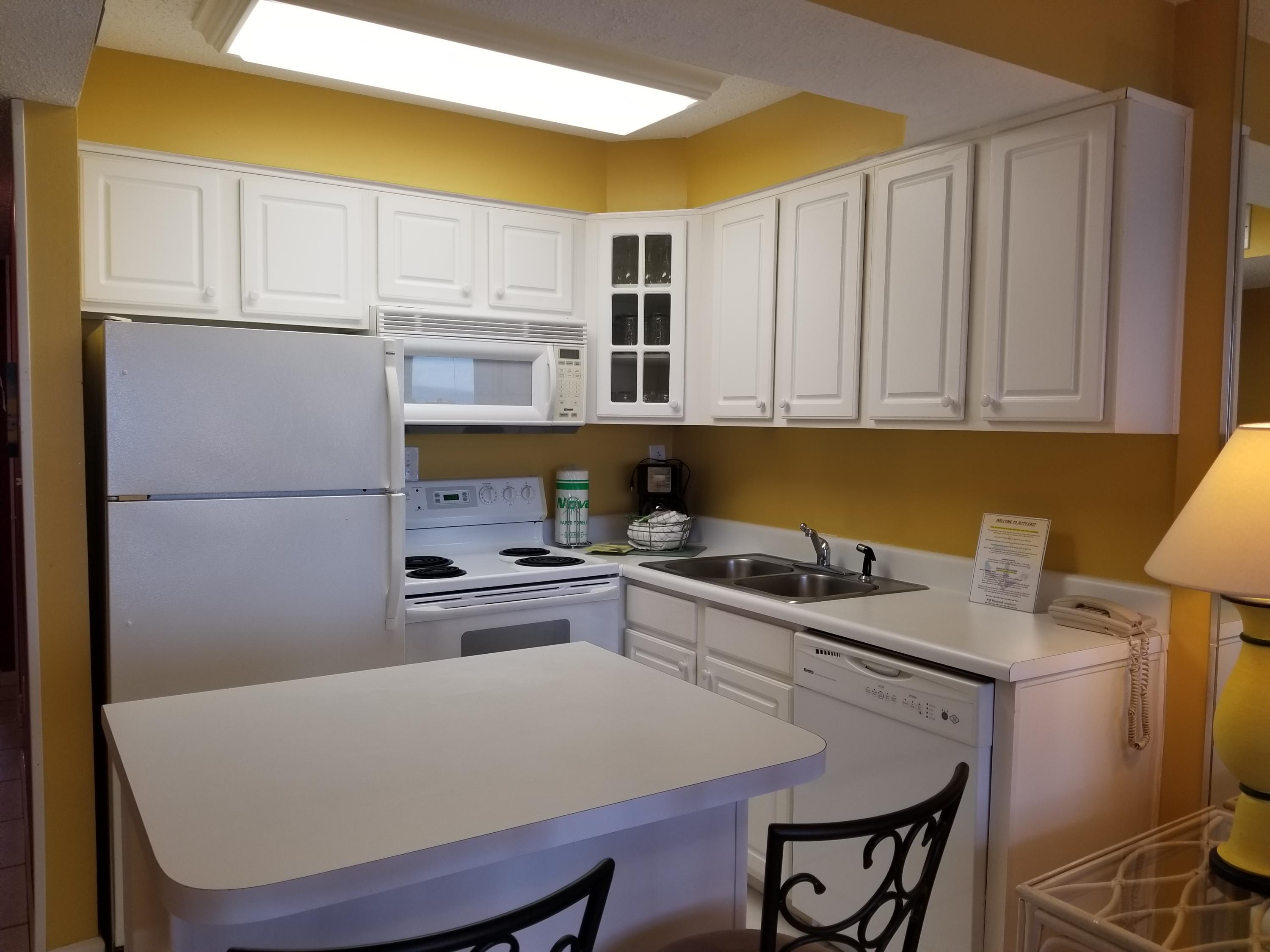 Jetty East Condominium - Residential