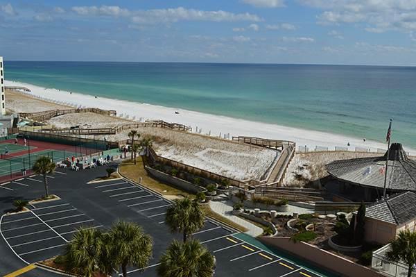 Jetty East Condominium - Residential