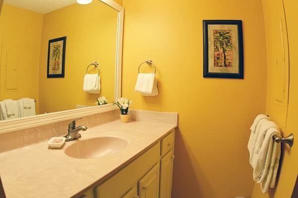 Jetty East Condominium - Residential