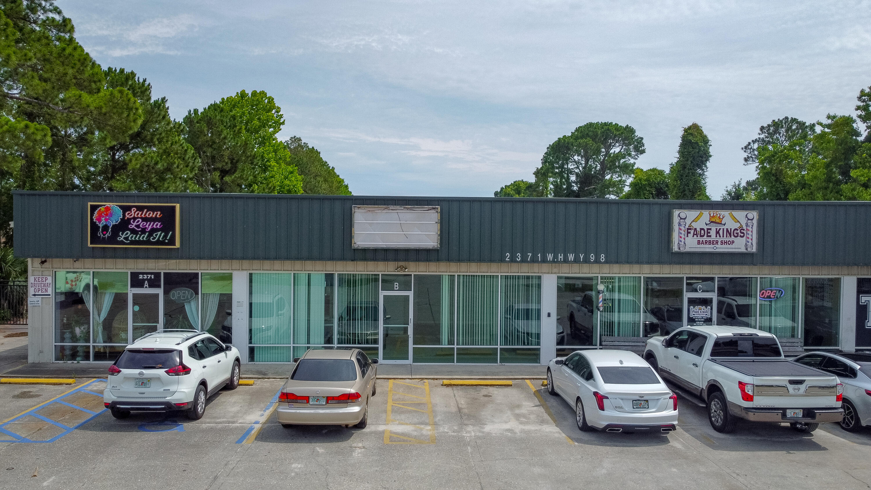Retail space located right on Hwy 98! The space is located within 5 miles of Hurlburt Field with a daily traffic count of 39,424. The property is also within 4 miles of the new Publix Super Market in east Navarre, and within 8 miles of the FL-87 intersection in Navarre. The unit has 800 rentable square footage and has security cameras. Water & sewer are paid through a common CAM fee. Schedule your showing today!