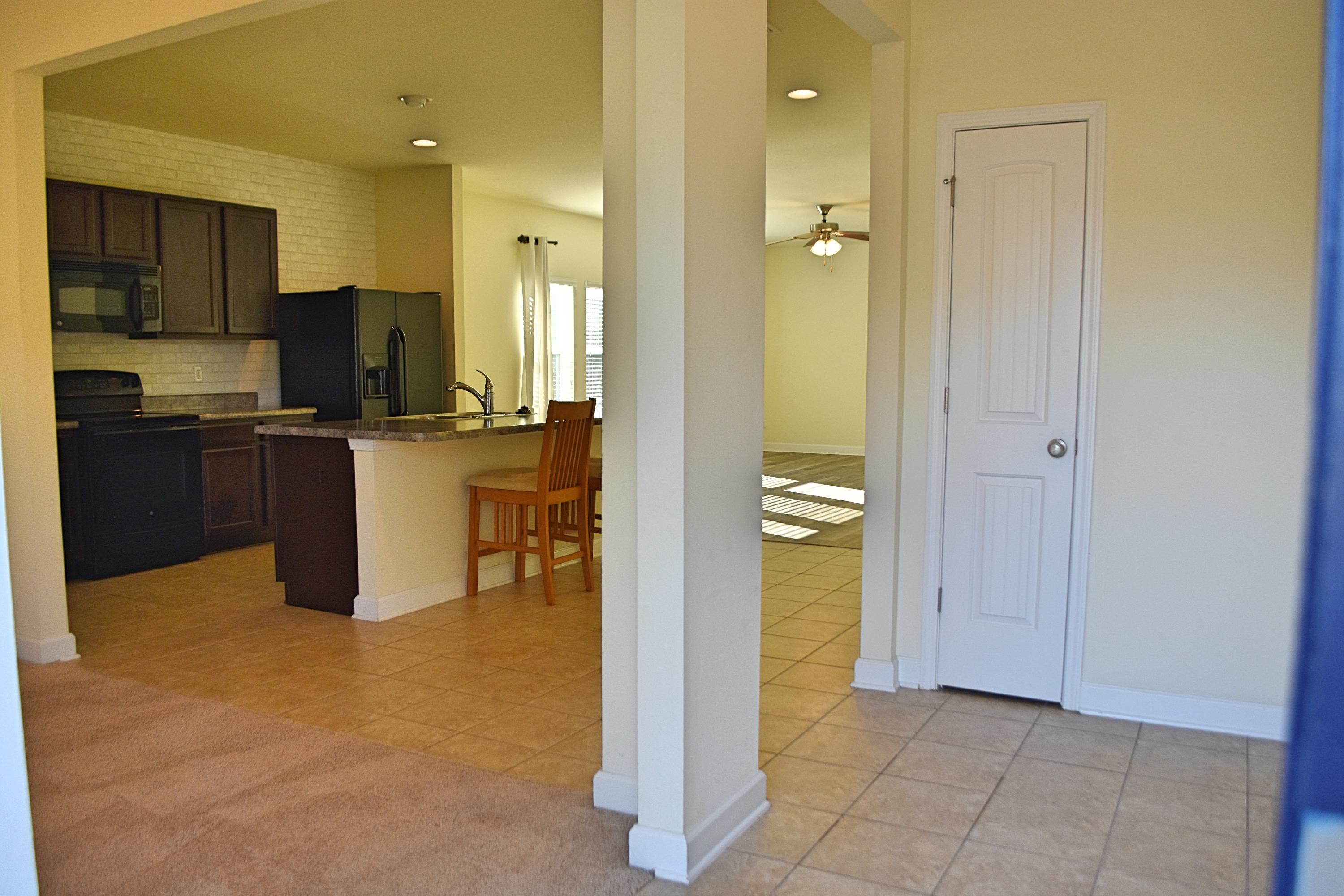 HAMMOCK BAY - Residential Lease