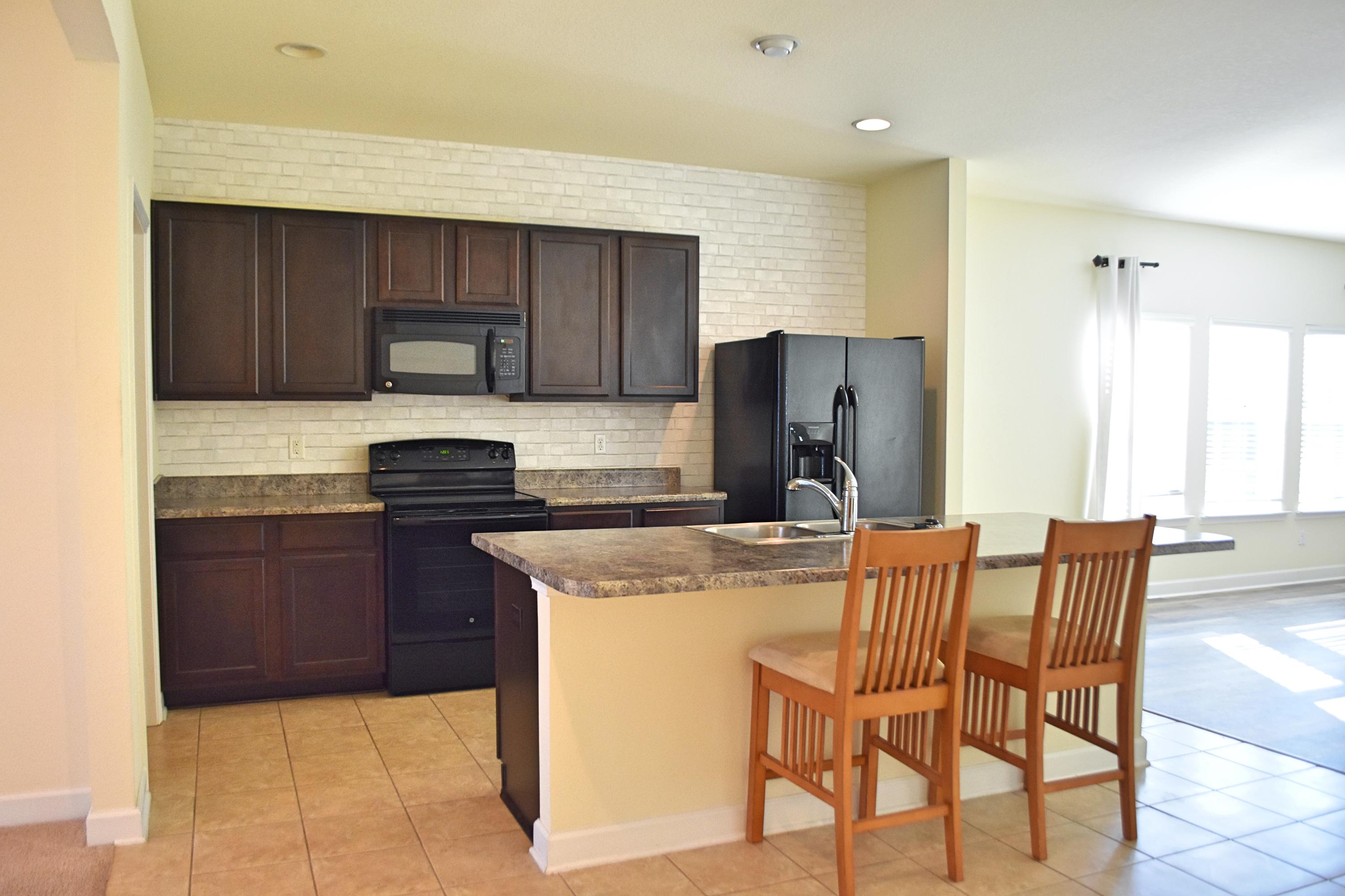 HAMMOCK BAY - Residential Lease