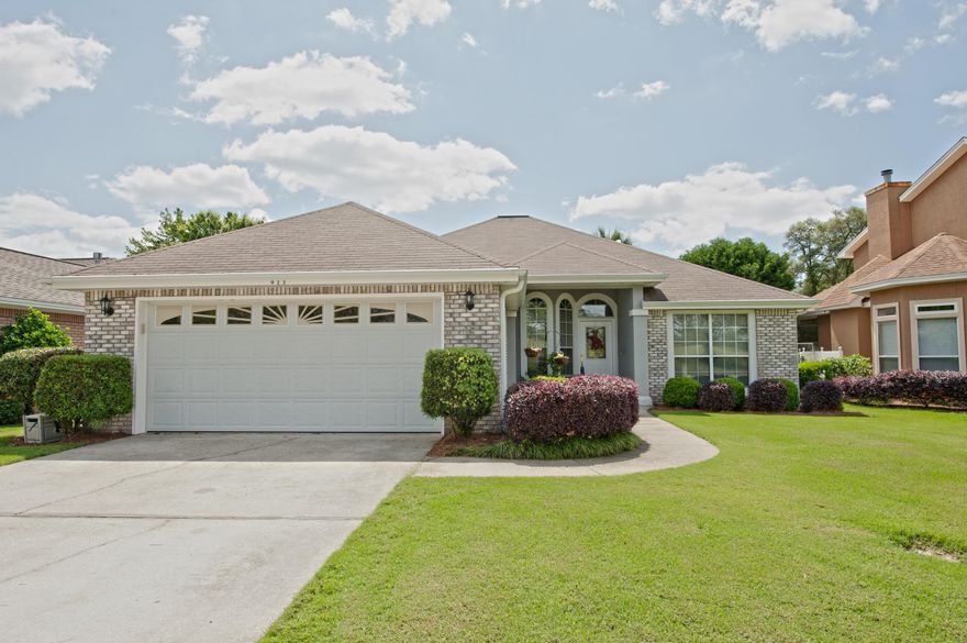 Located in Beautiful Shalimar Pointe, a gated community , just a few minutes to the East gate of Eglin AFB. Move-in ready! Updated throughout! Open floor plan! Kitchen has tile flooring, new kitchen cabinets and granite counters. Beautiful Wood floors in living, dining areas and all bedrooms. Master suite boasts a separate shower, garden tub and raised Vanity. Checkout the 10'x6' walk-in Closet!!! Two bedrooms on the other side of the home separated by large bath with raised Vanity. Screened porch has a hot tub and overlooks the golf course. Inside laundry, and the 2 car garage has a tub, work table, A/C unit and pull down stairs for extra storage. Gas and Electric outlets for Dryer and Range. You don't want to miss this well cared for home!!! There are 6 lighted Rubico Tennis Courts.