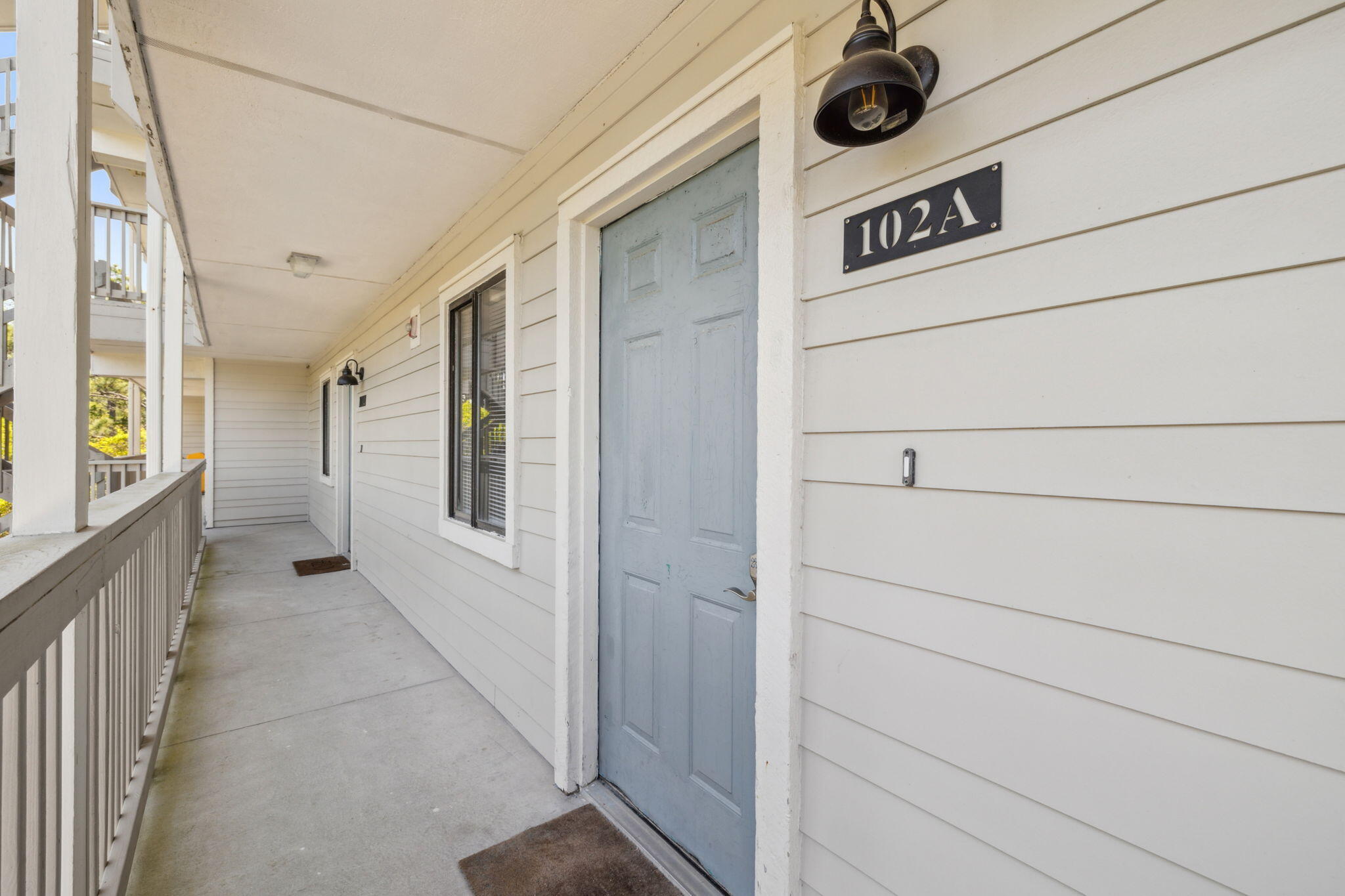 BEACHFRONT 2 PH 1 - Residential