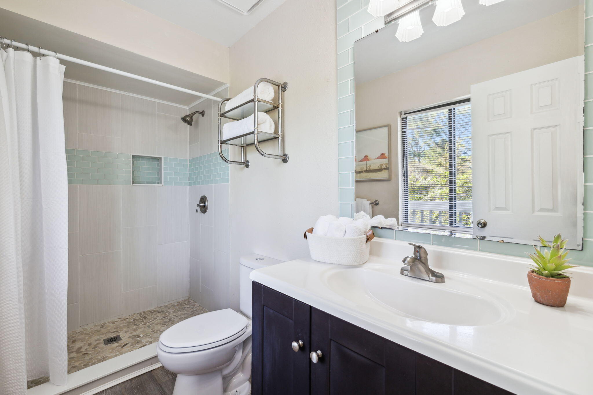 BEACHFRONT 2 PH 1 - Residential