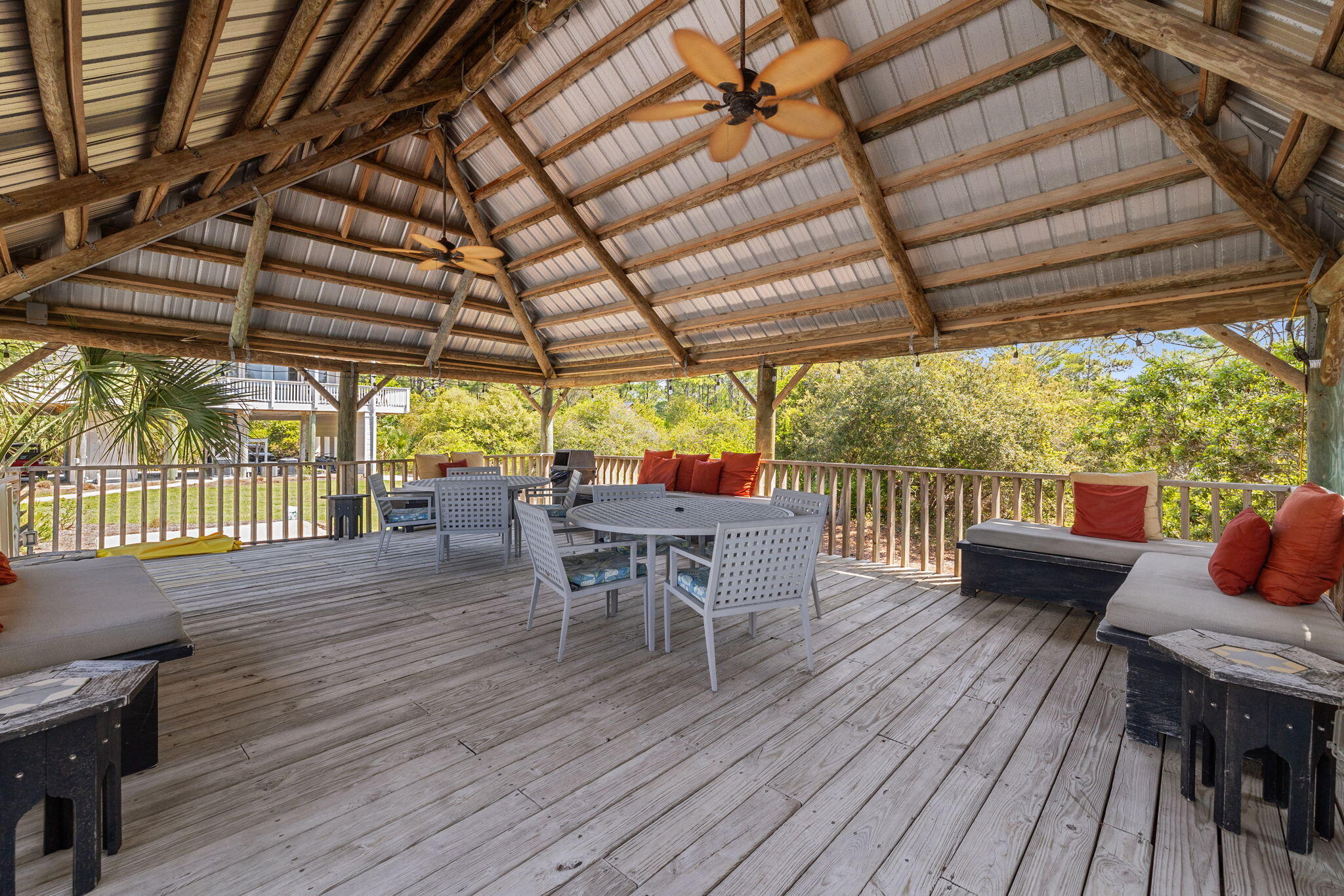 BEACHFRONT 2 PH 1 - Residential