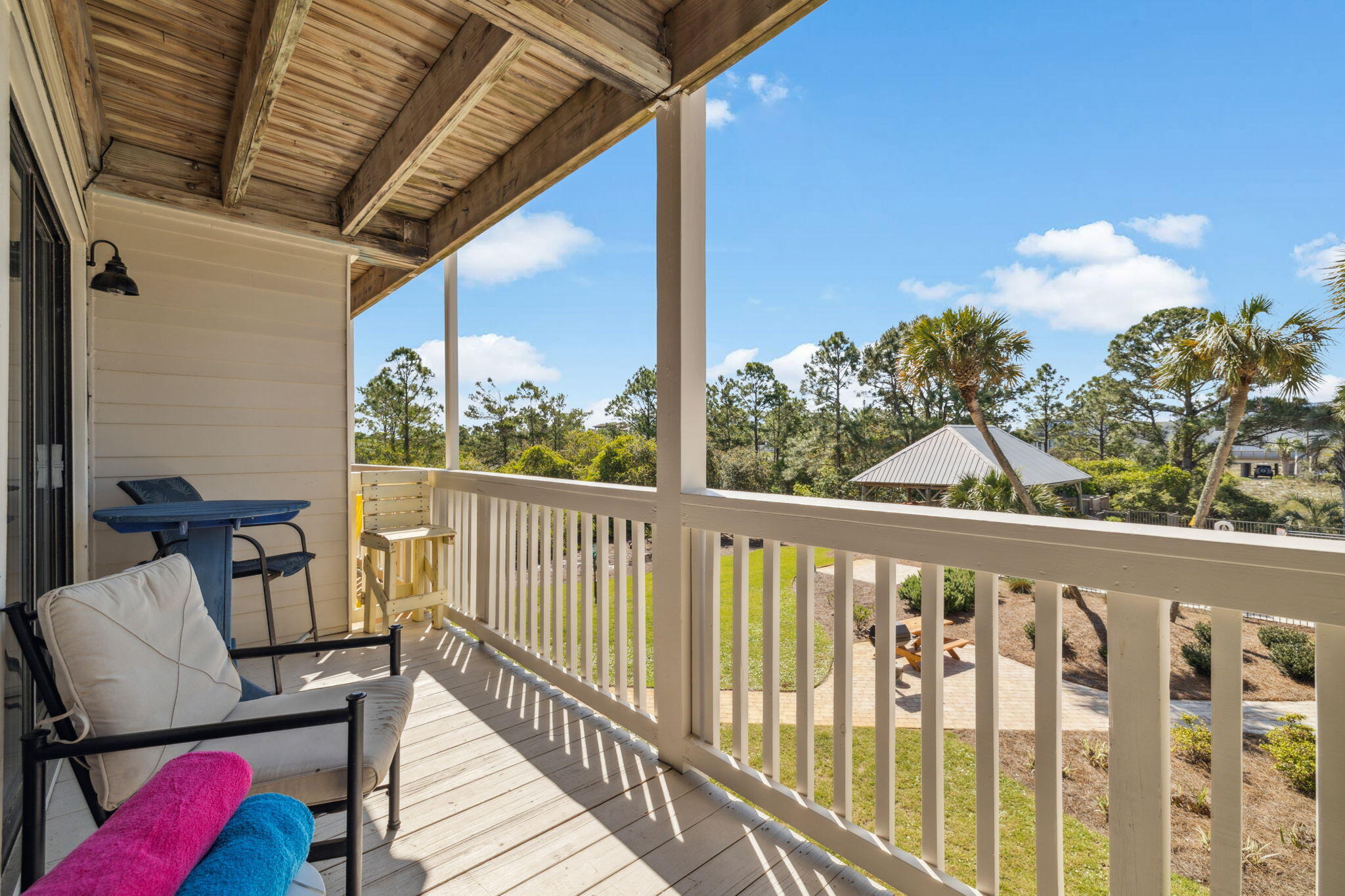 BEACHFRONT 2 PH 1 - Residential