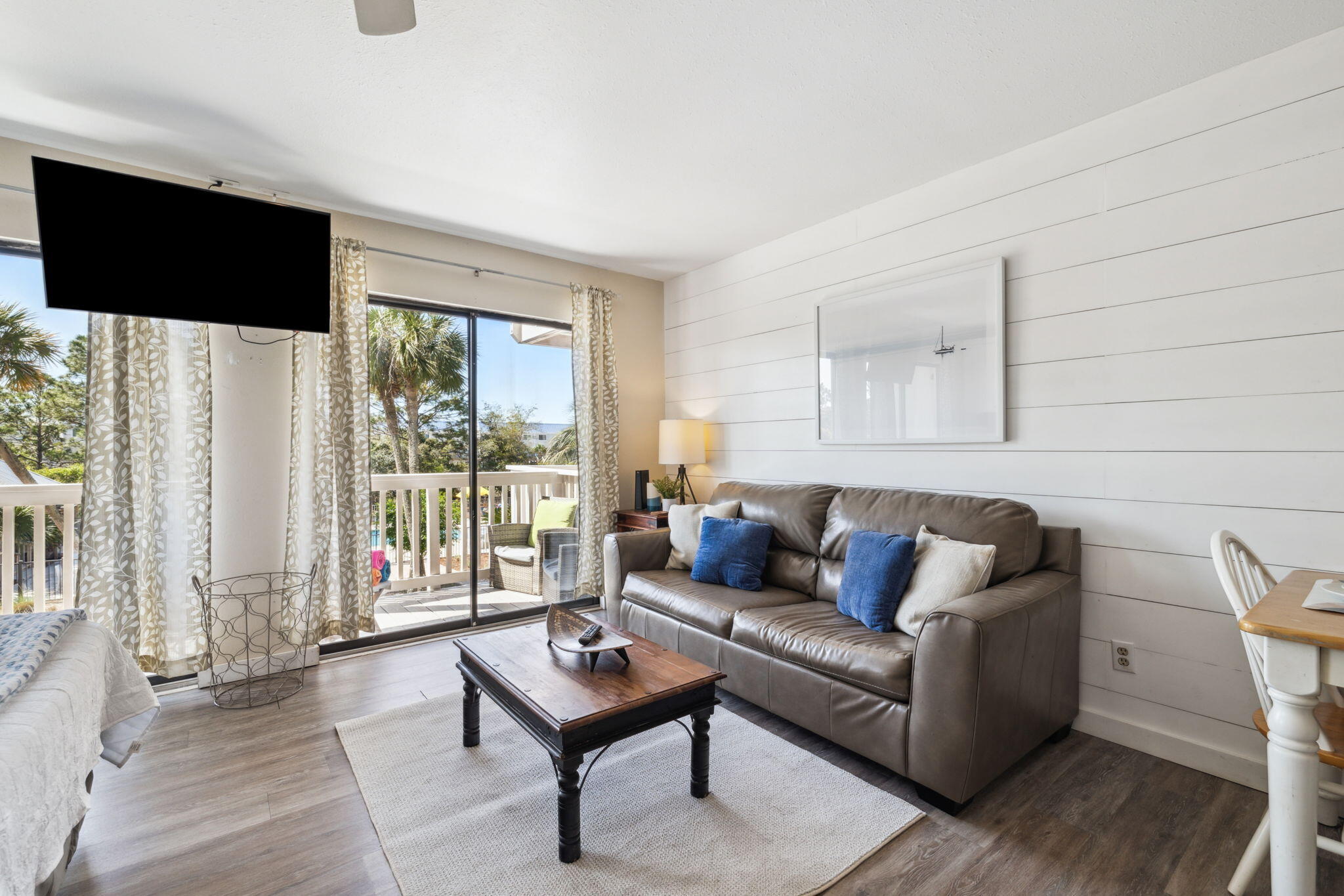 BEACHFRONT 2 PH 1 - Residential