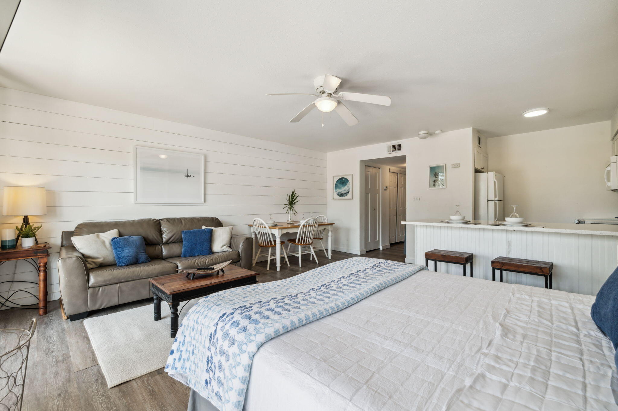BEACHFRONT 2 PH 1 - Residential