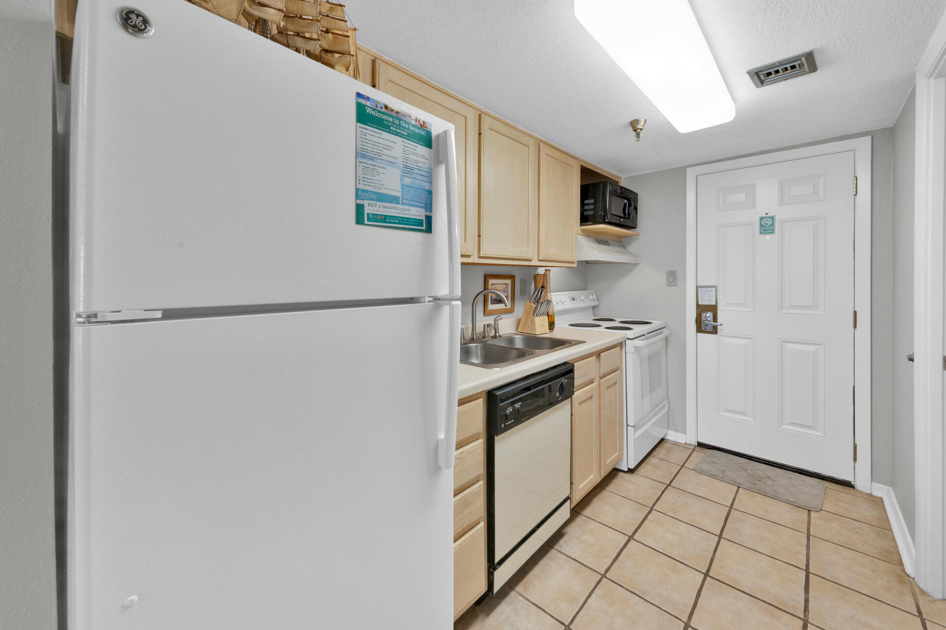 ISLANDER BEACH RESORT CONDO - Residential