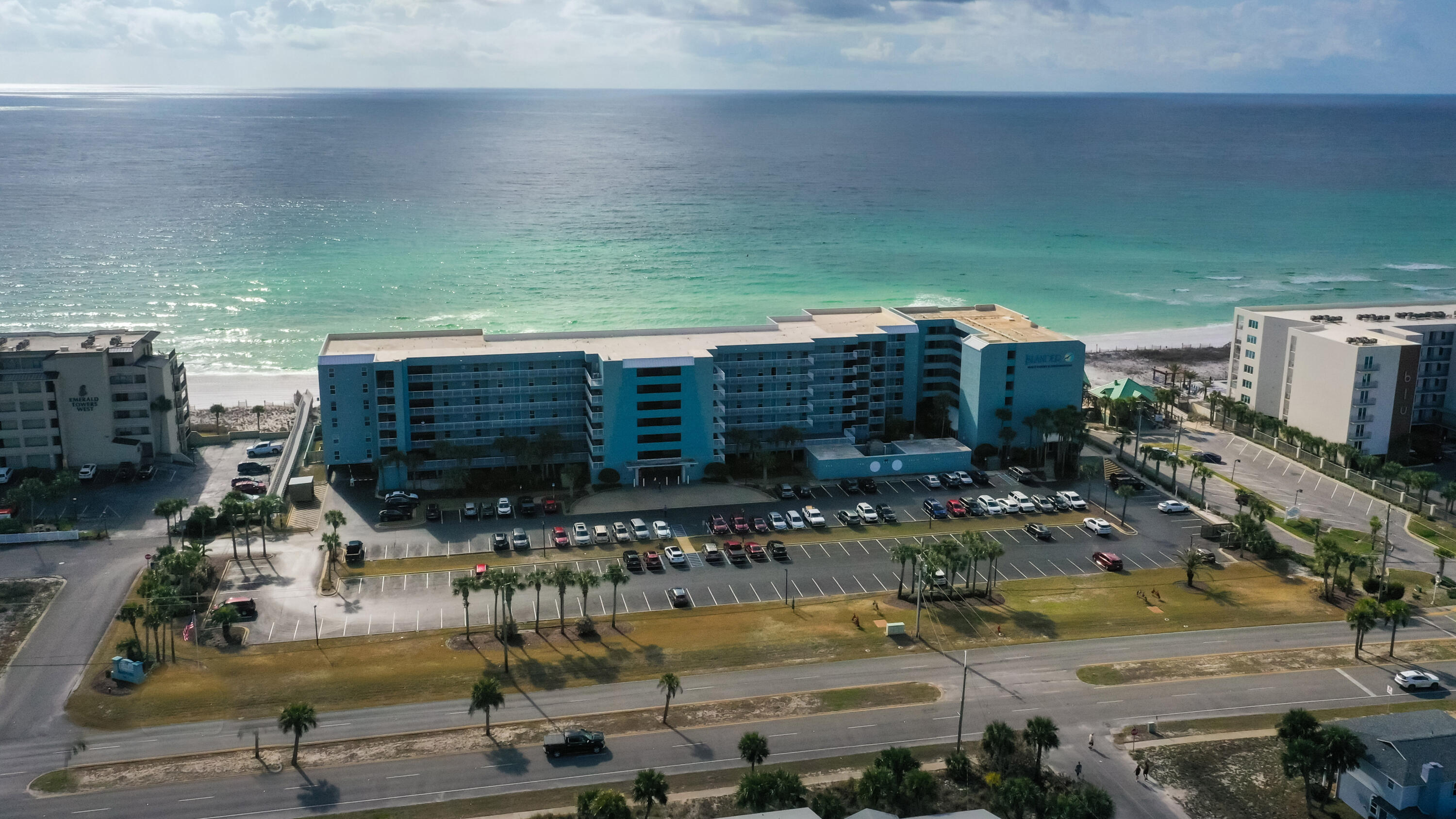 ISLANDER BEACH RESORT CONDO - Residential