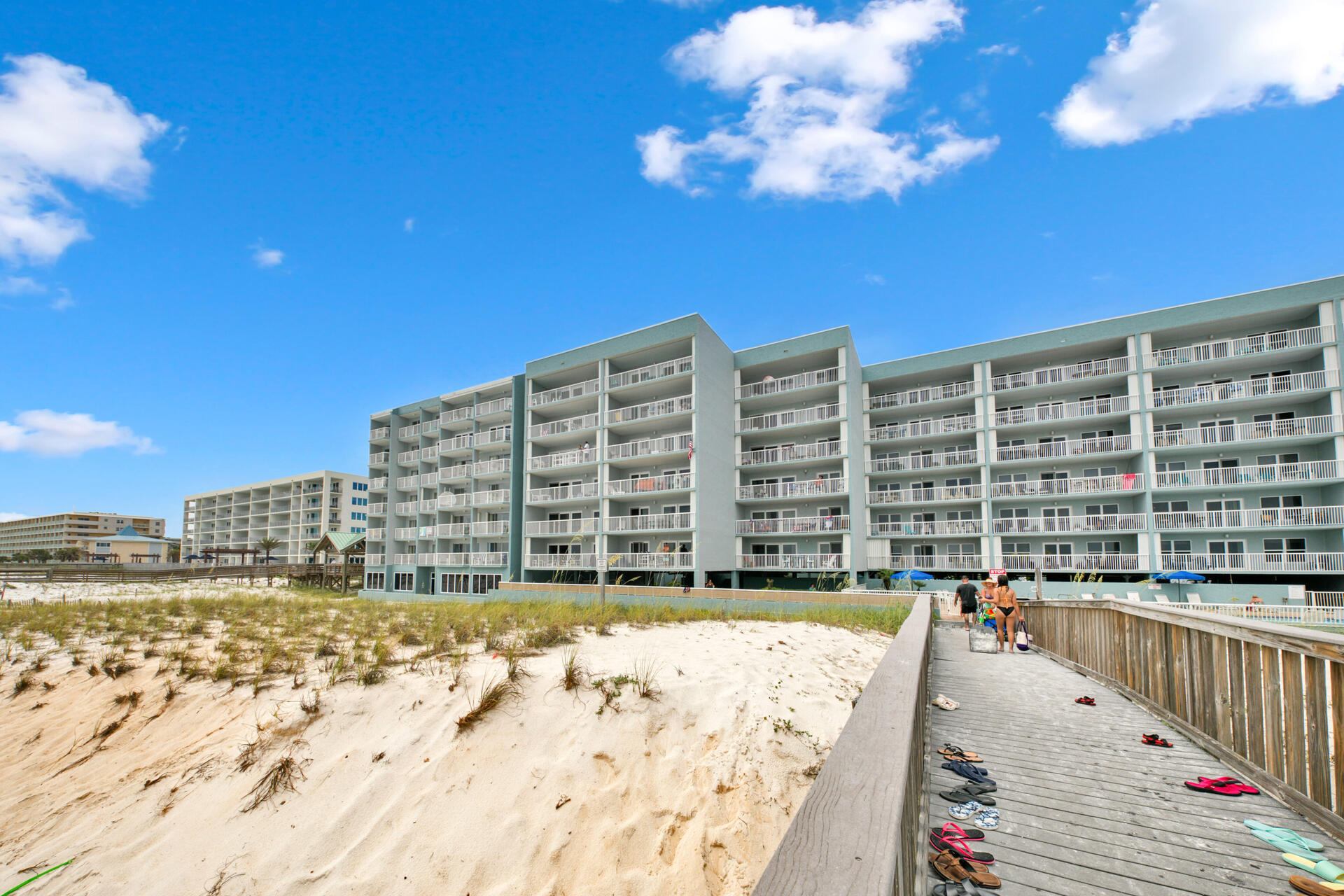 ISLANDER BEACH RESORT CONDO - Residential