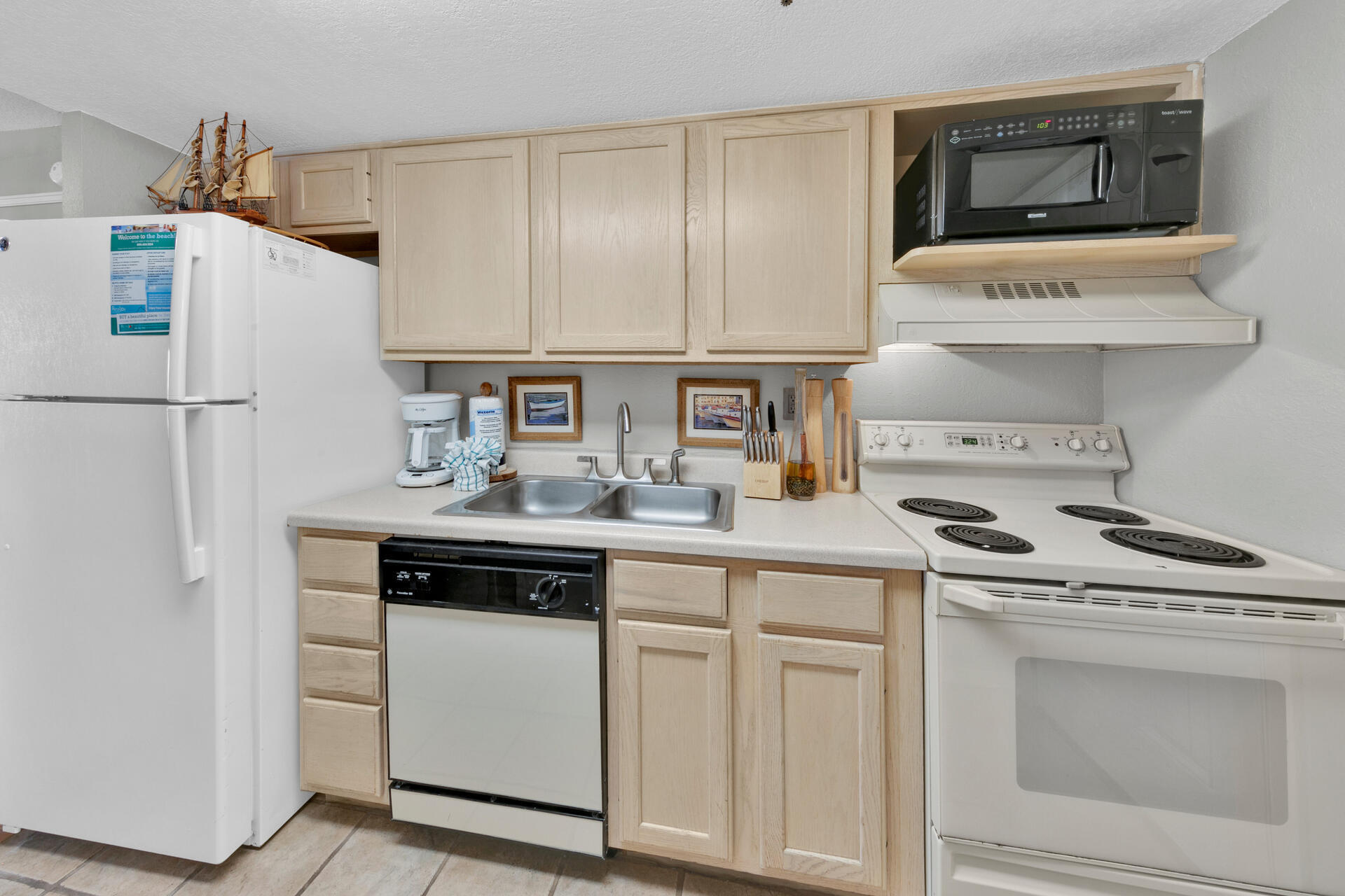 ISLANDER BEACH RESORT CONDO - Residential