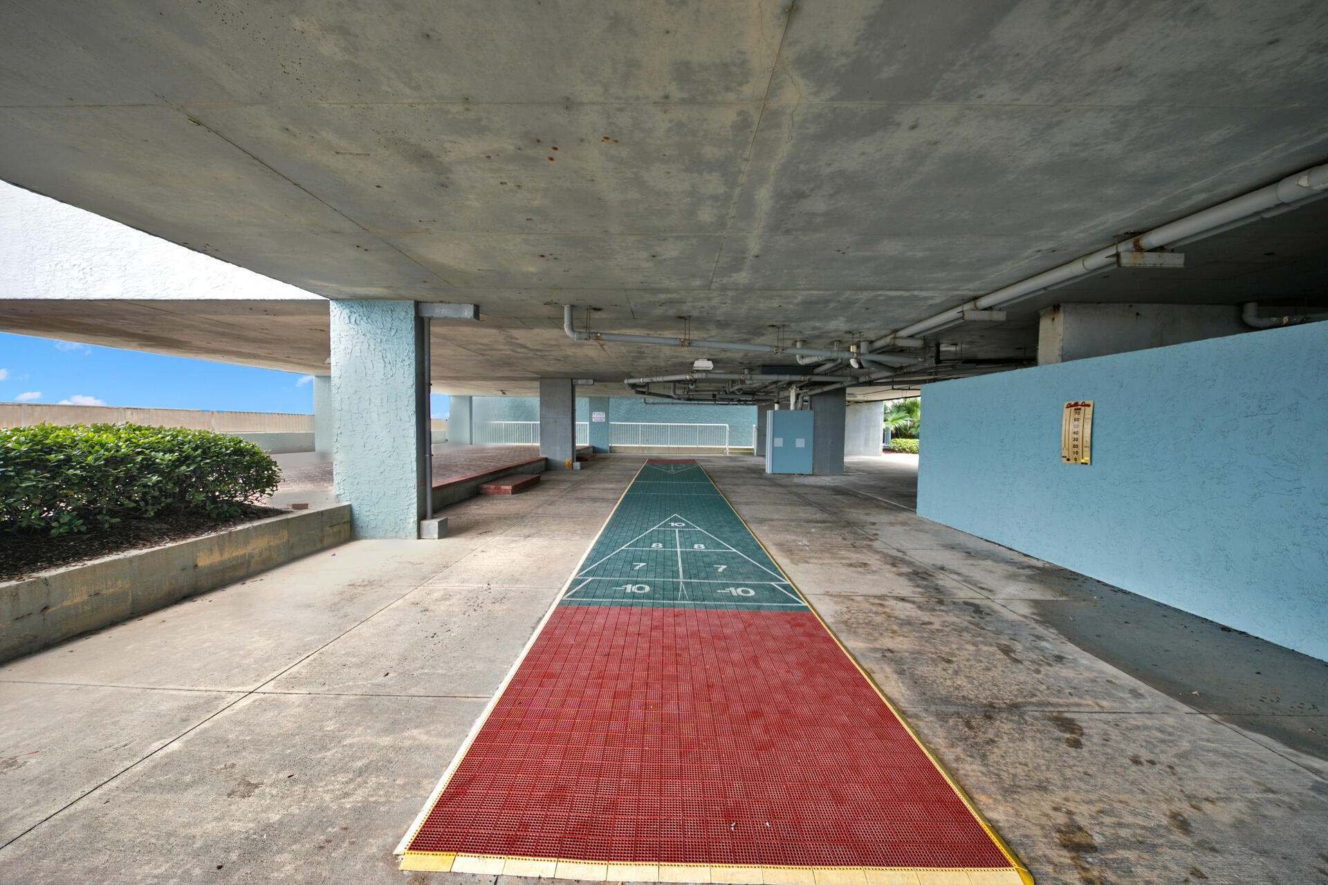 ISLANDER BEACH RESORT CONDO - Residential