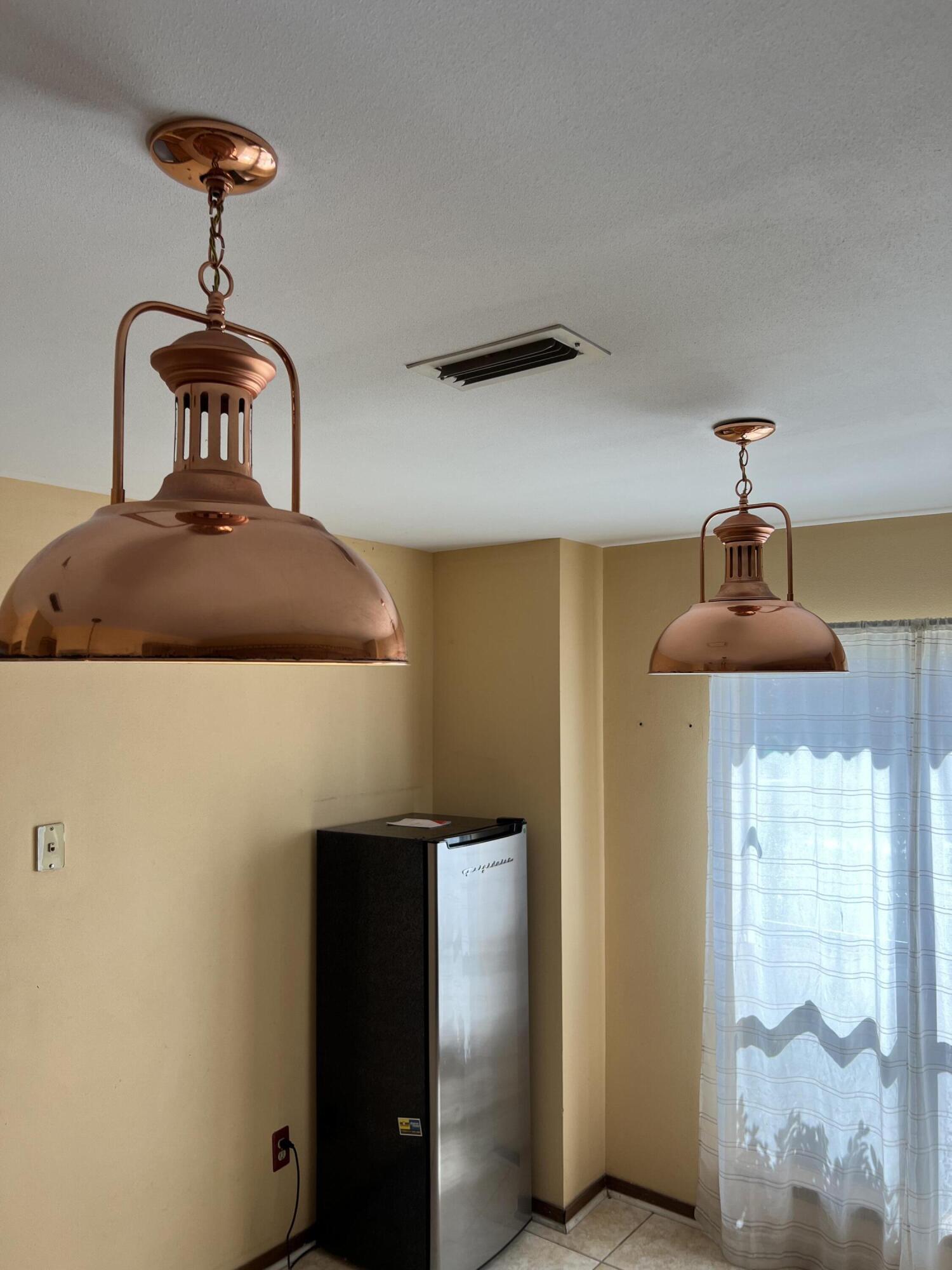 SUMMER TREE, LOT 11 - Residential