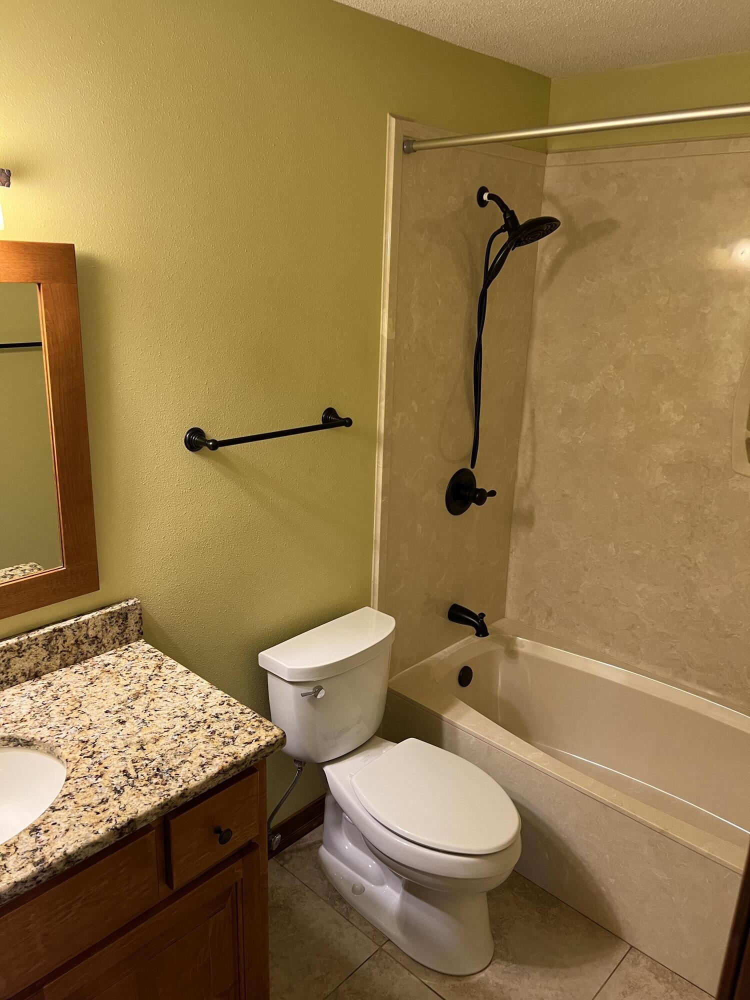 SUMMER TREE, LOT 11 - Residential