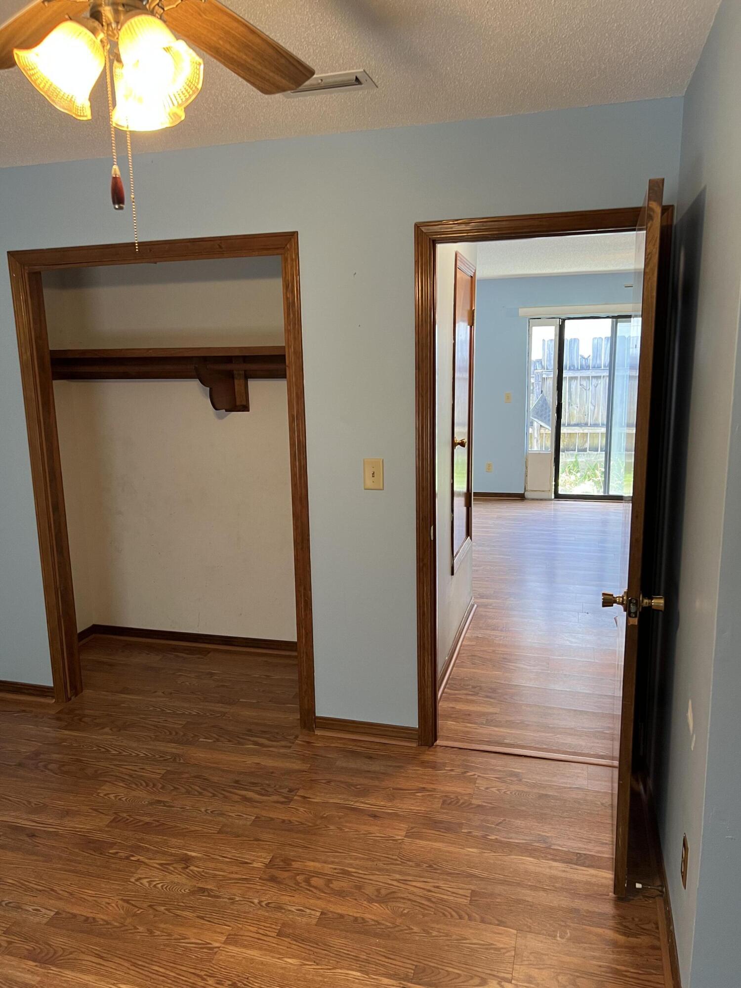 SUMMER TREE, LOT 11 - Residential