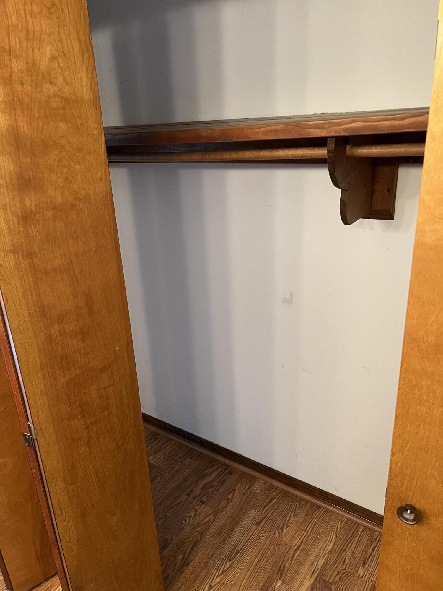 SUMMER TREE, LOT 11 - Residential