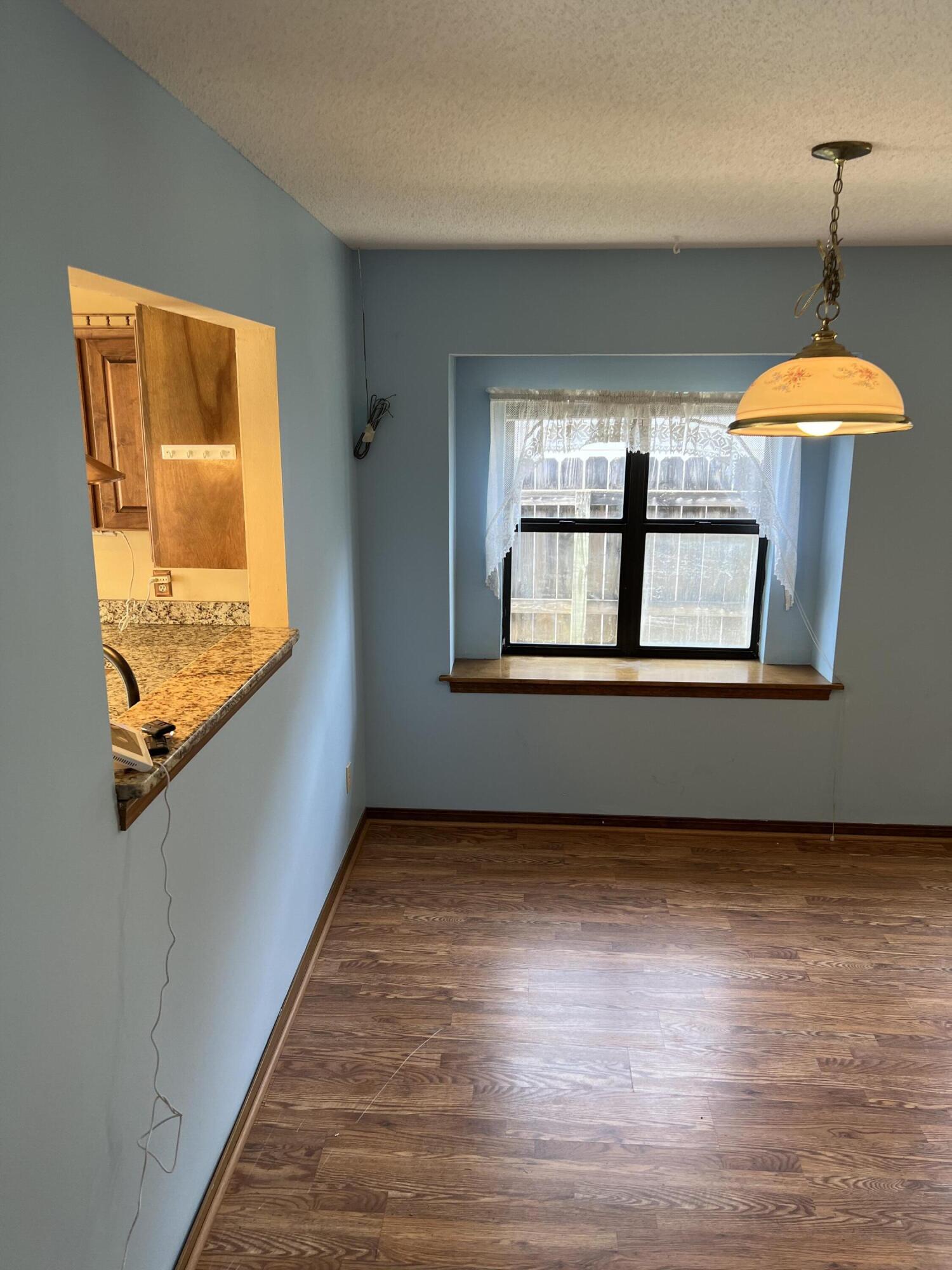 SUMMER TREE, LOT 11 - Residential