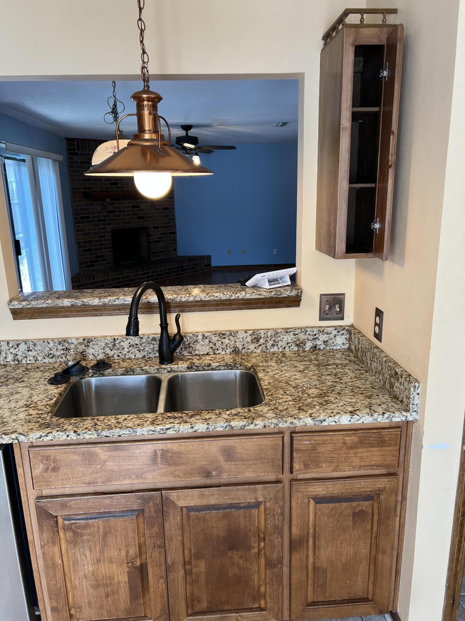 SUMMER TREE, LOT 11 - Residential