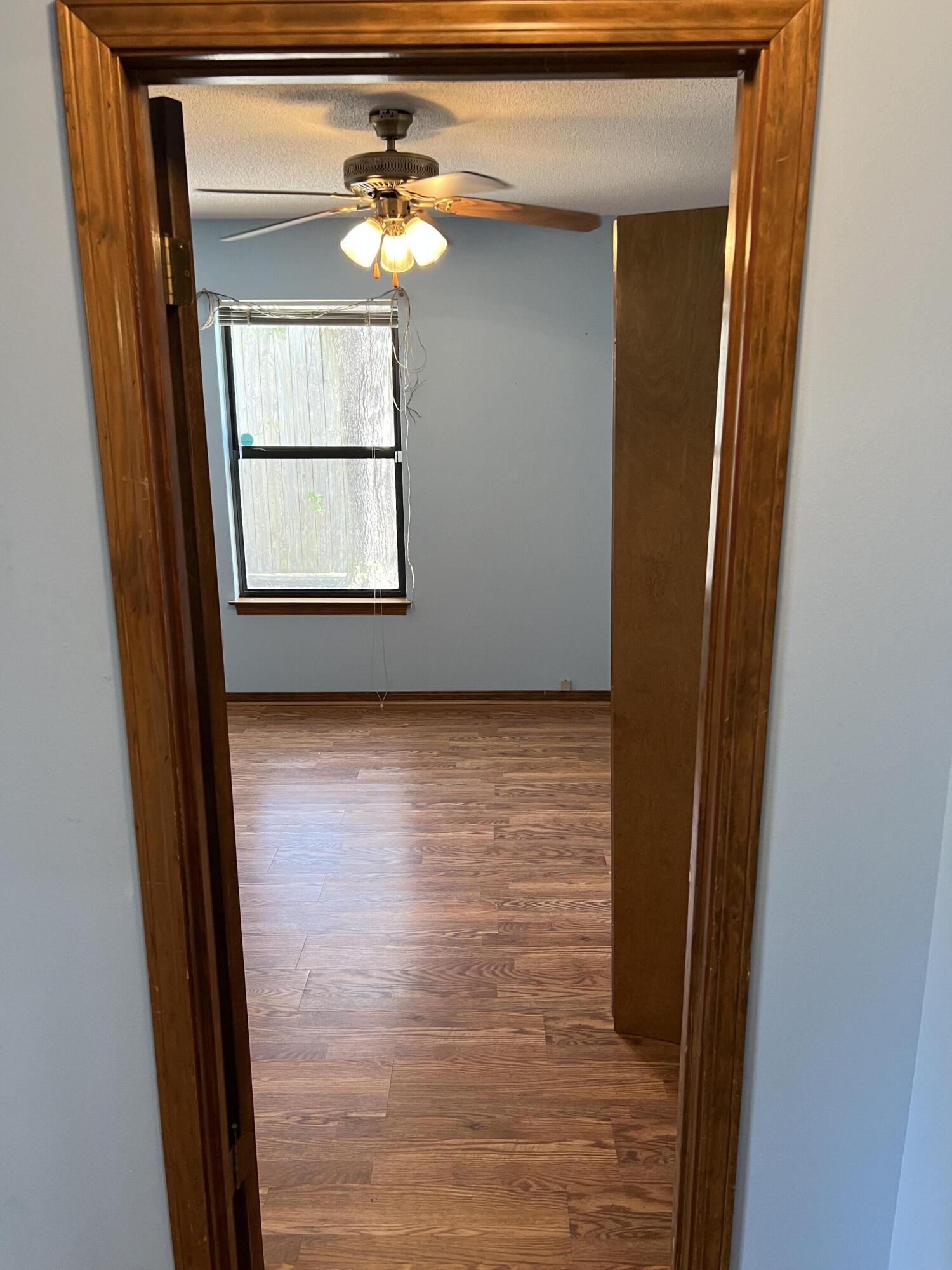 SUMMER TREE, LOT 11 - Residential