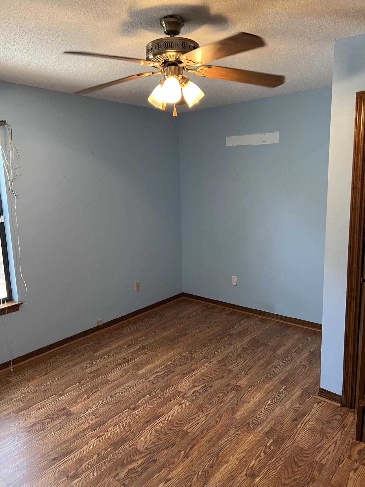 SUMMER TREE, LOT 11 - Residential