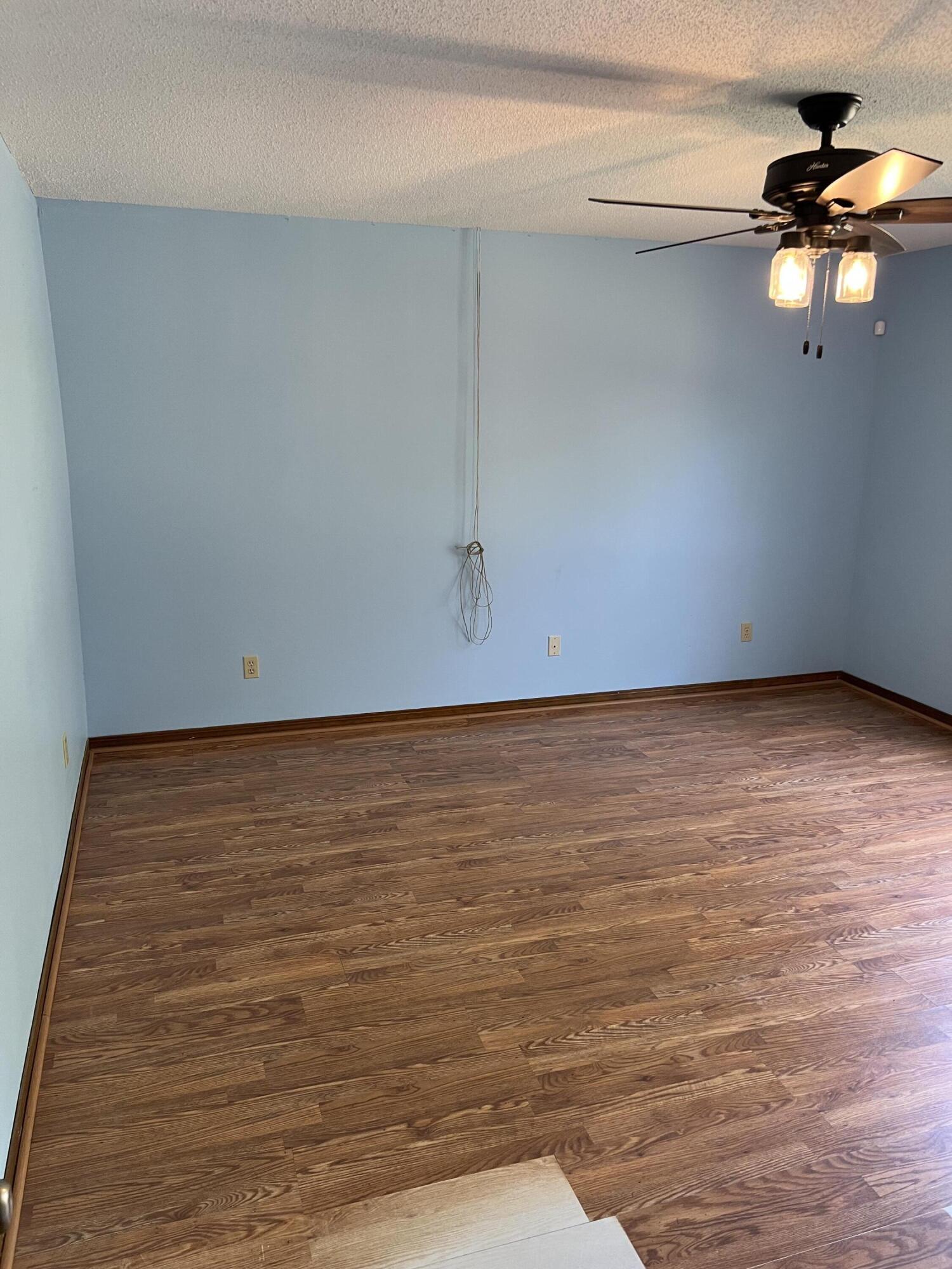 SUMMER TREE, LOT 11 - Residential