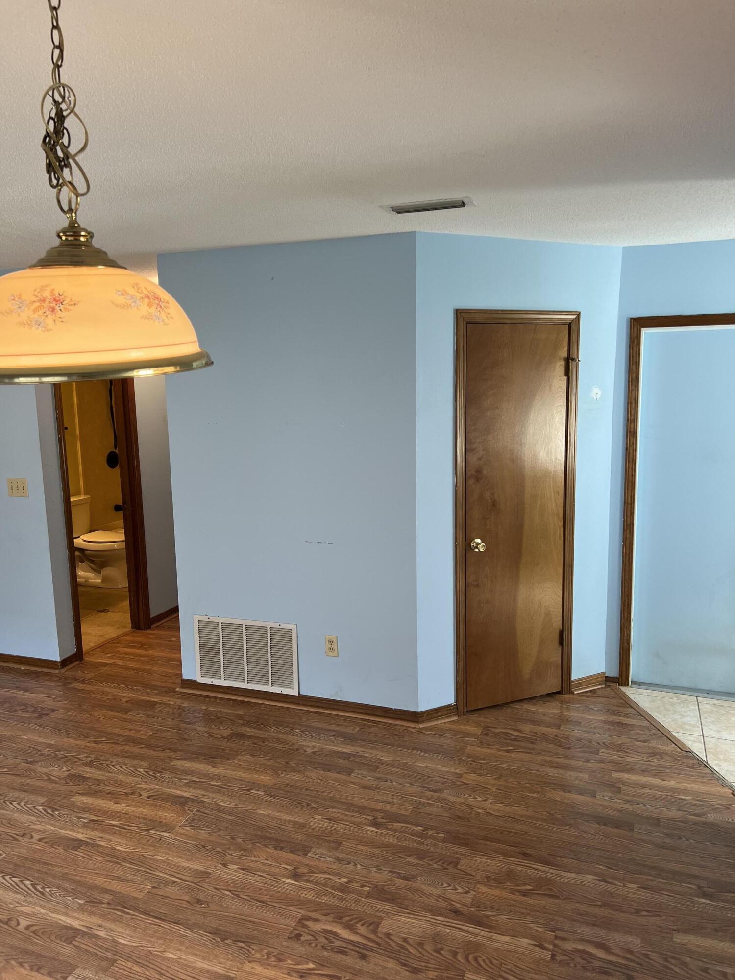 SUMMER TREE, LOT 11 - Residential