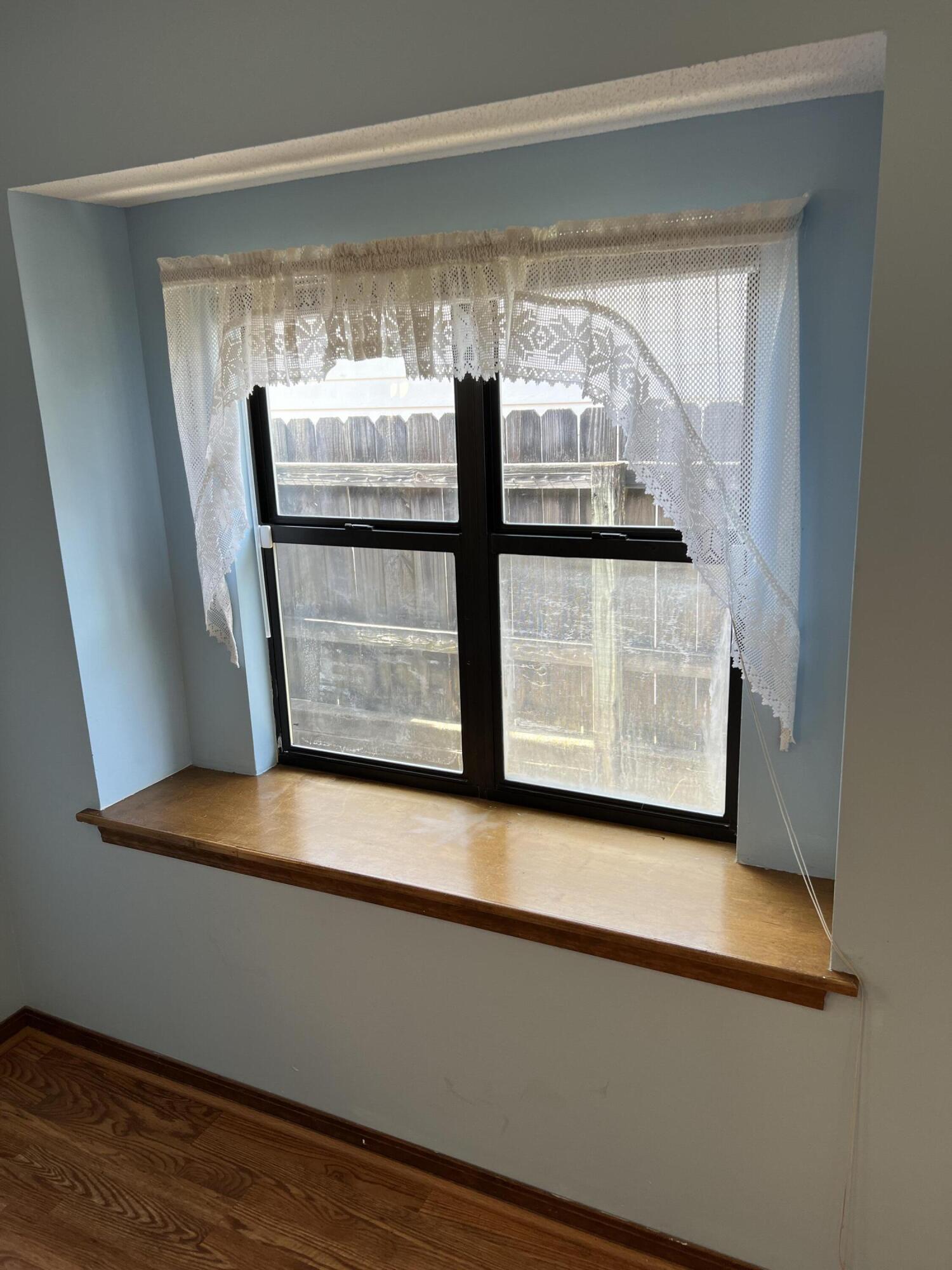 SUMMER TREE, LOT 11 - Residential