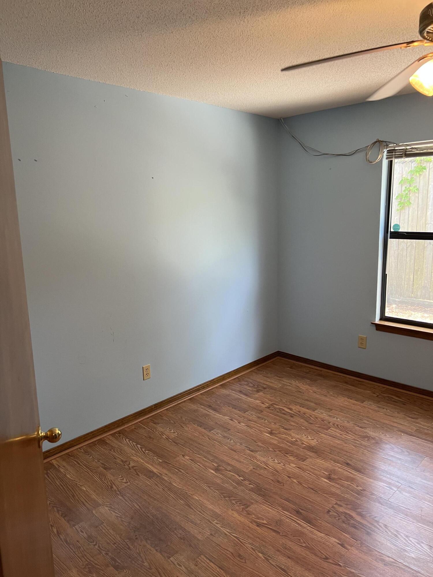 SUMMER TREE, LOT 11 - Residential