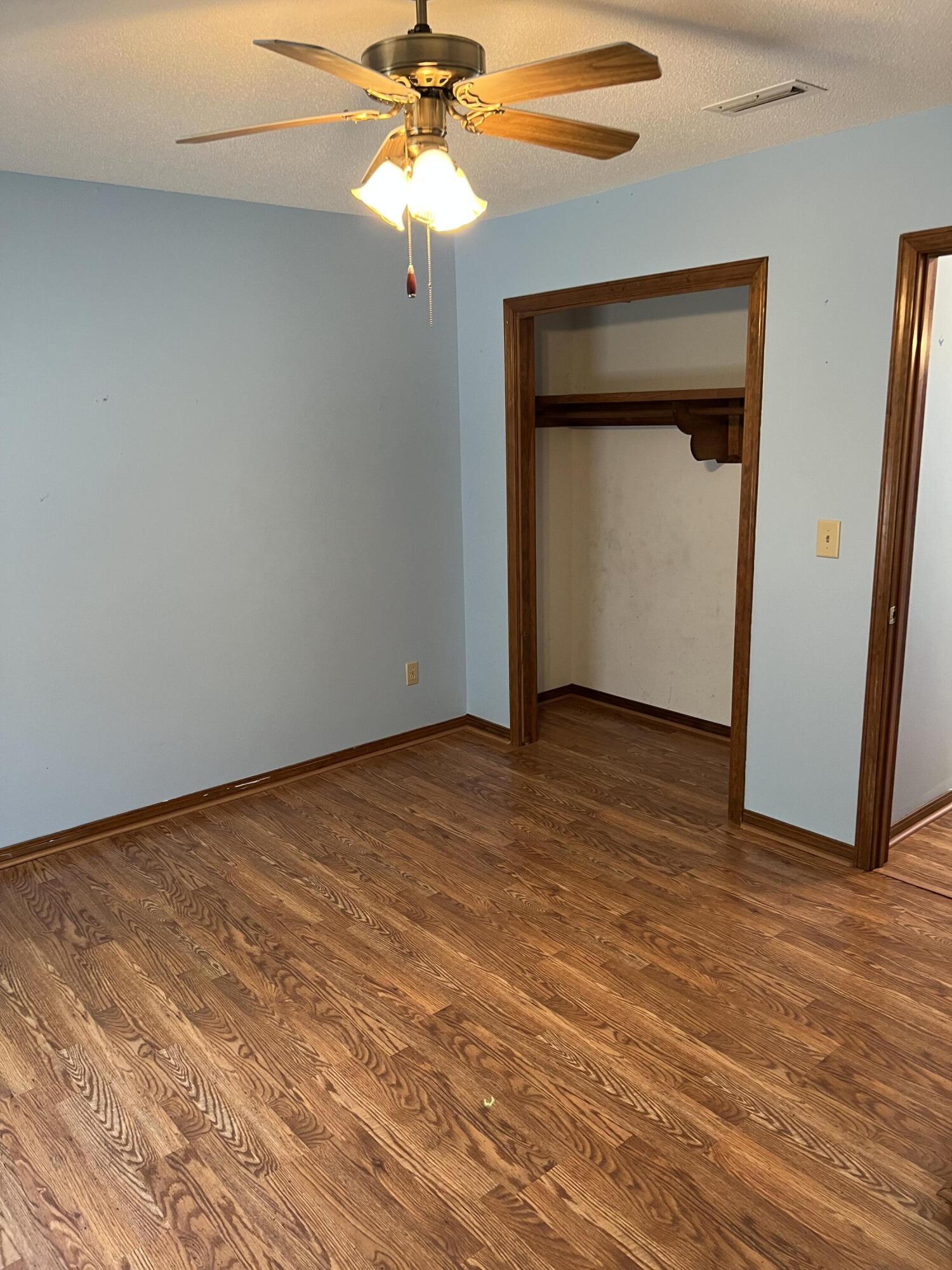 SUMMER TREE, LOT 11 - Residential