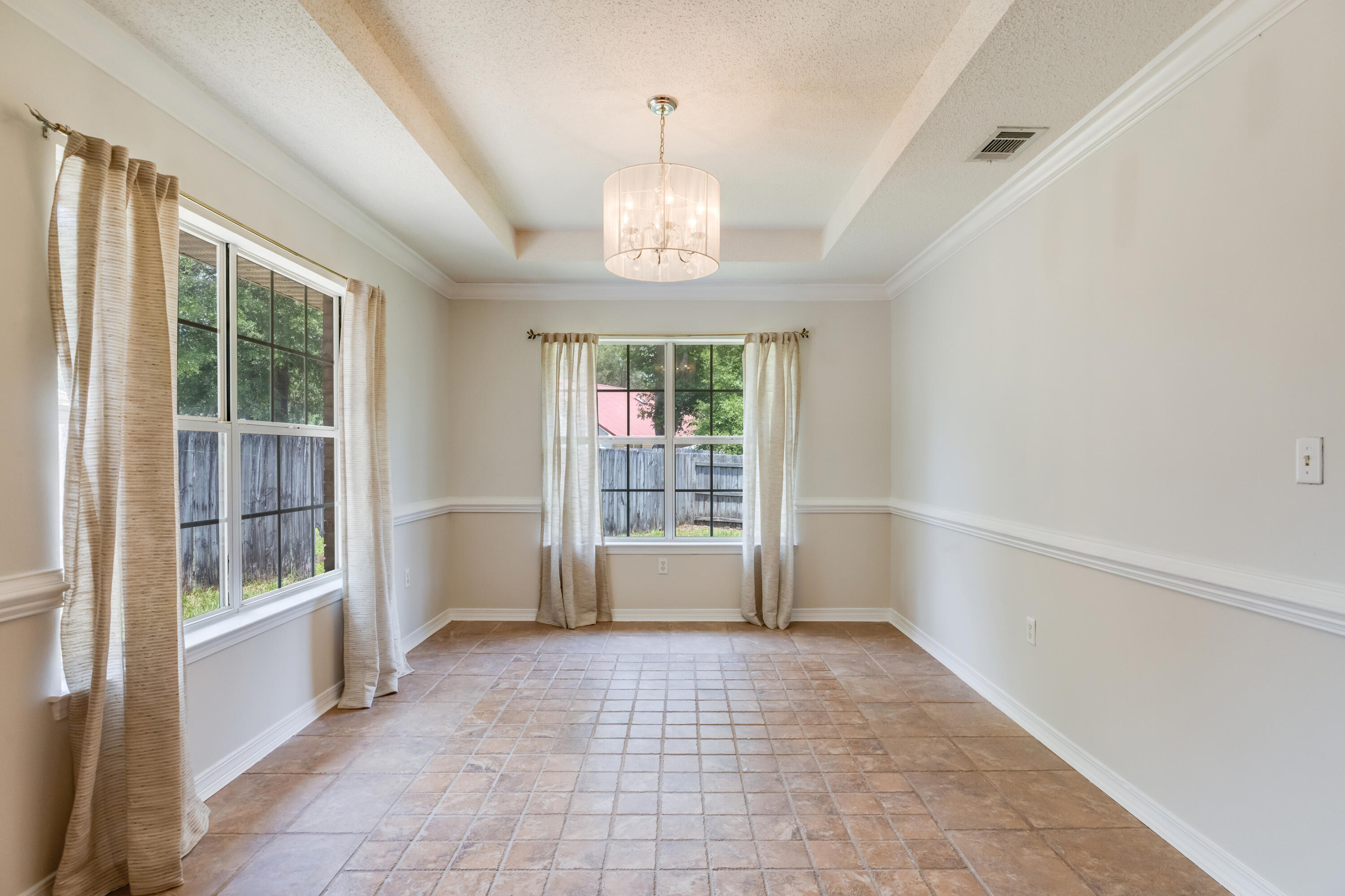 PINNACLE POINT - Residential Lease