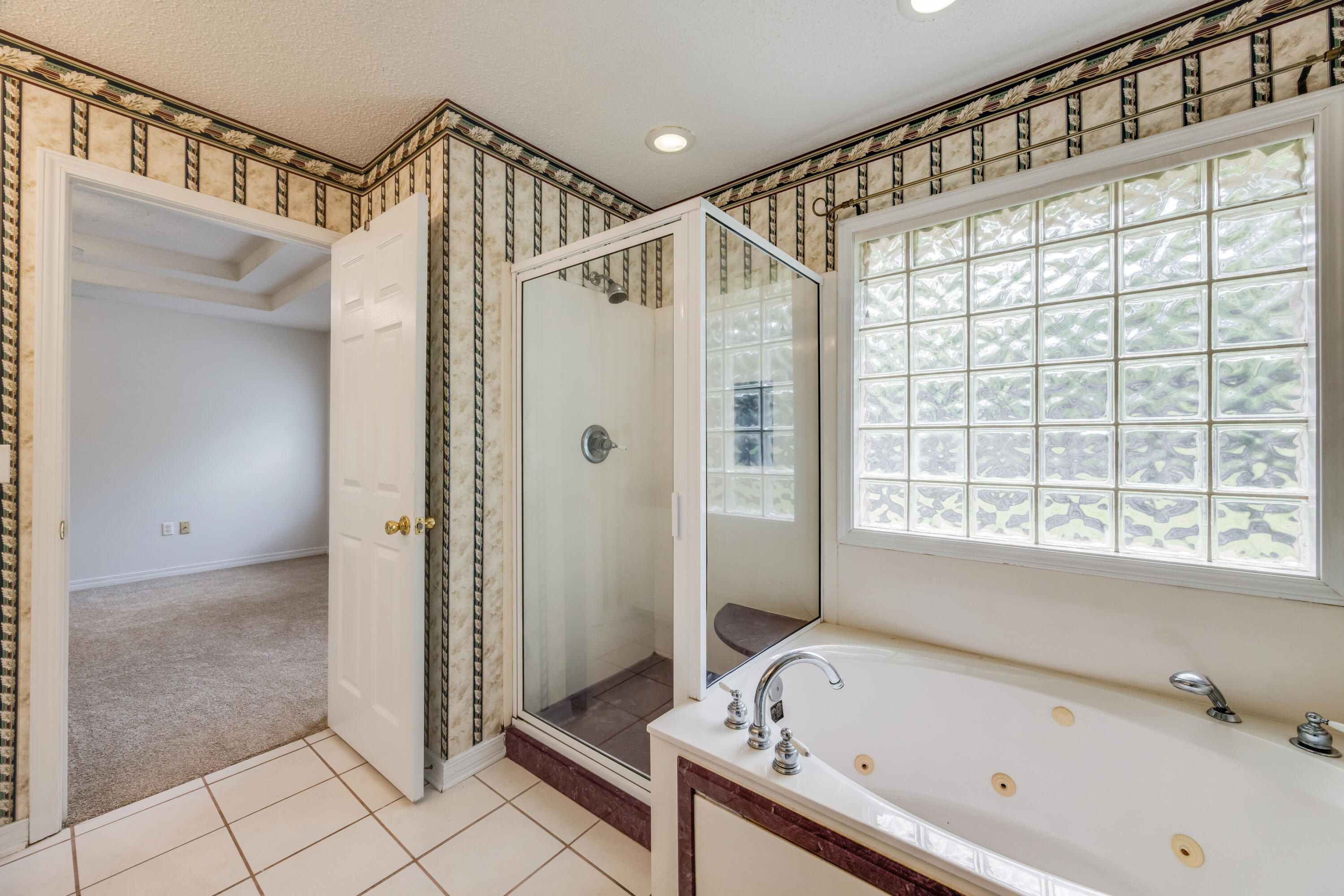 PINNACLE POINT - Residential Lease
