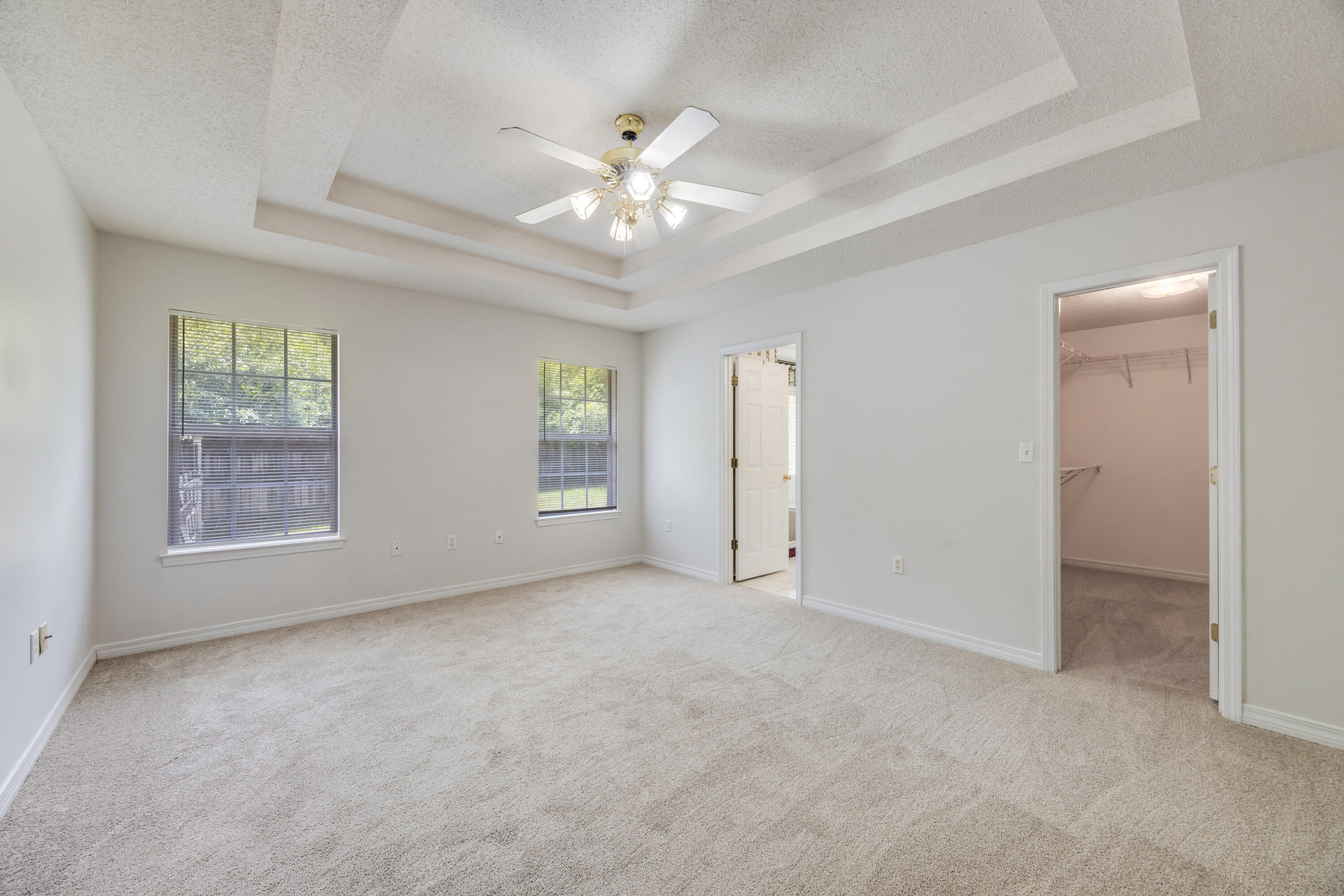 PINNACLE POINT - Residential Lease