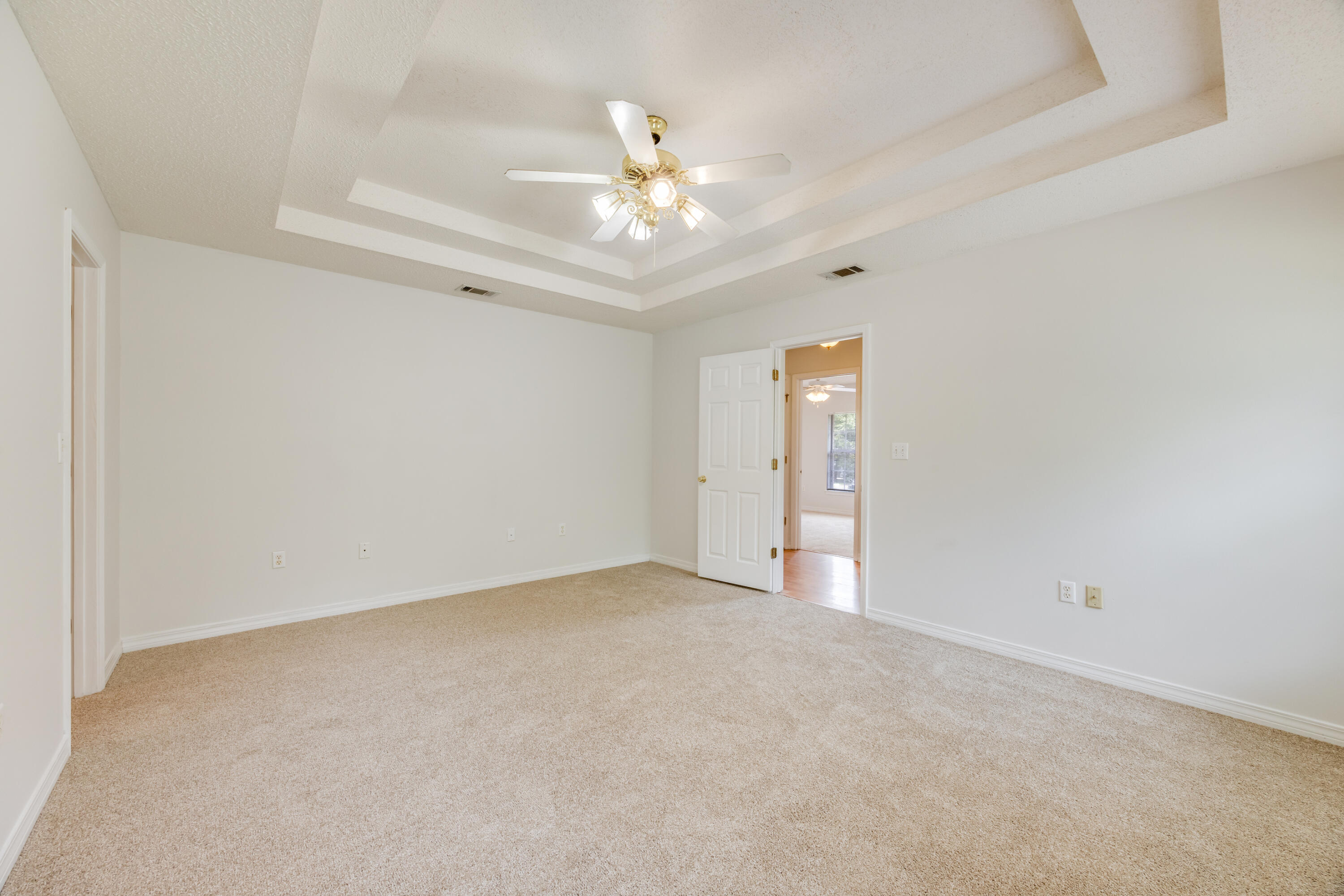 PINNACLE POINT - Residential Lease