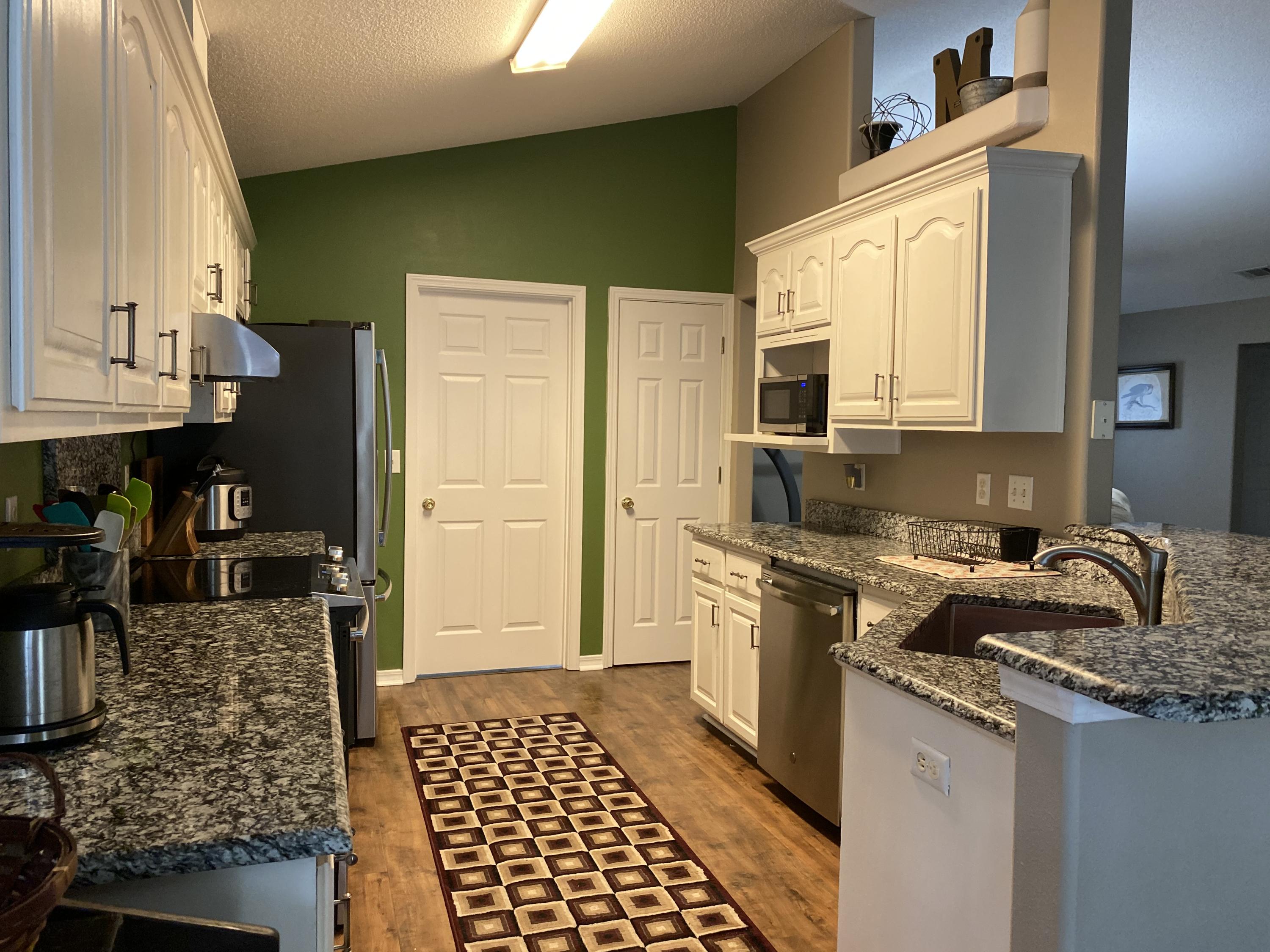 HIDDEN ESTATES - Residential