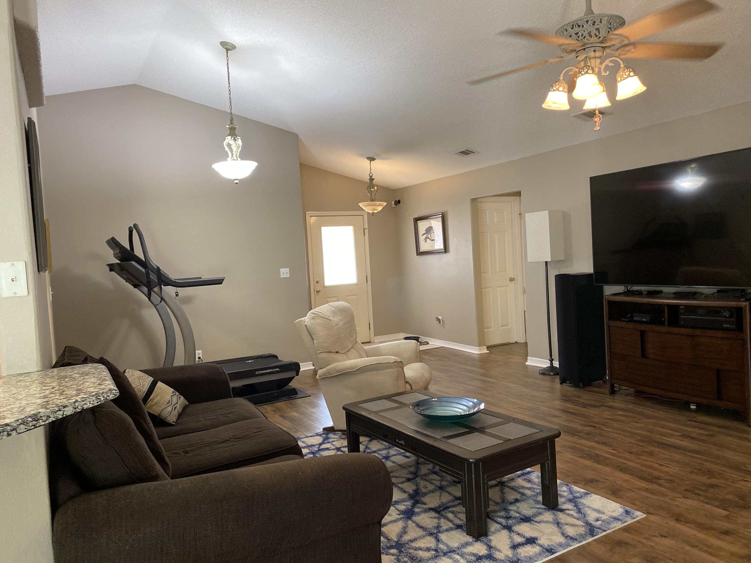 HIDDEN ESTATES - Residential